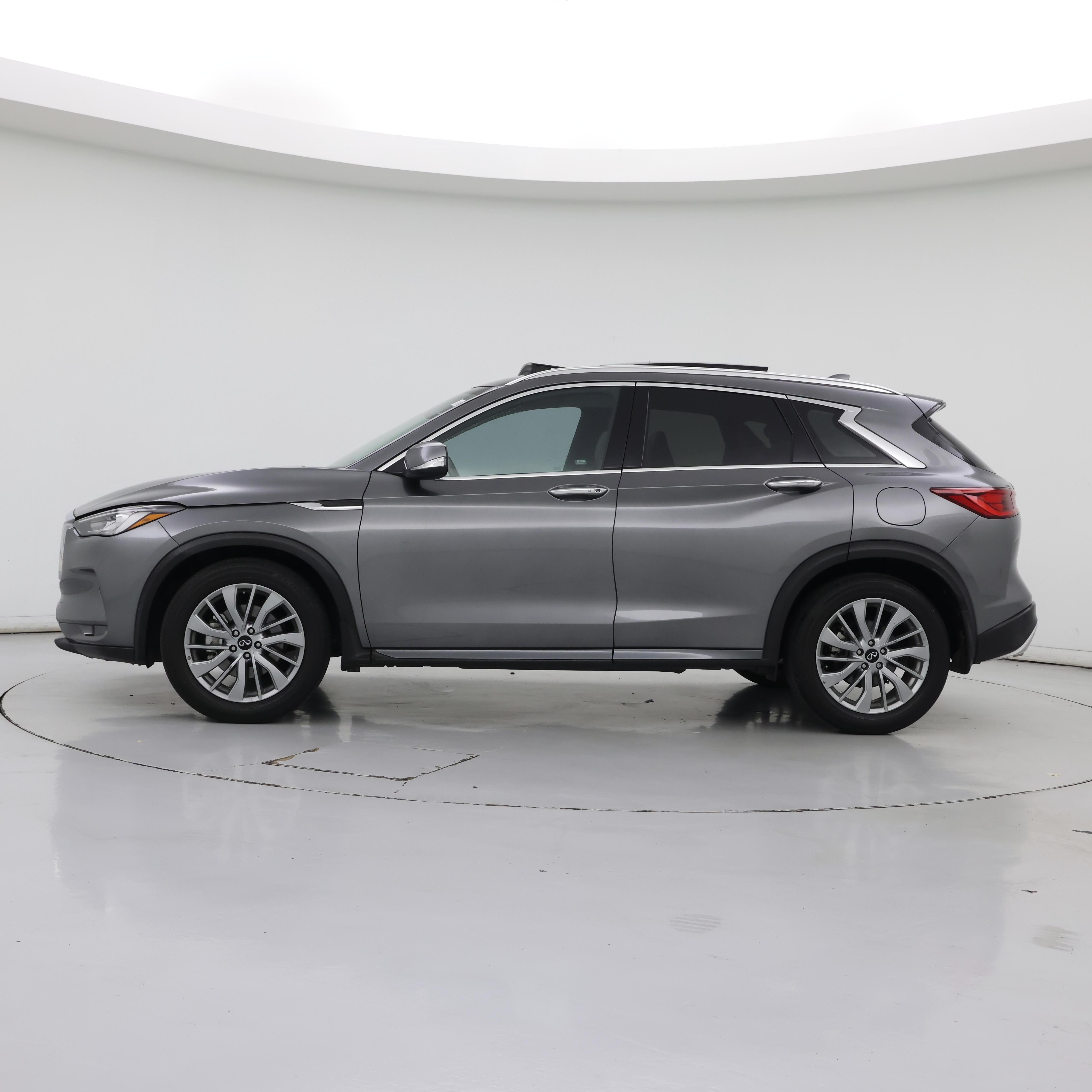 Thumbnail: 2023 INFINITI QX50 - 3