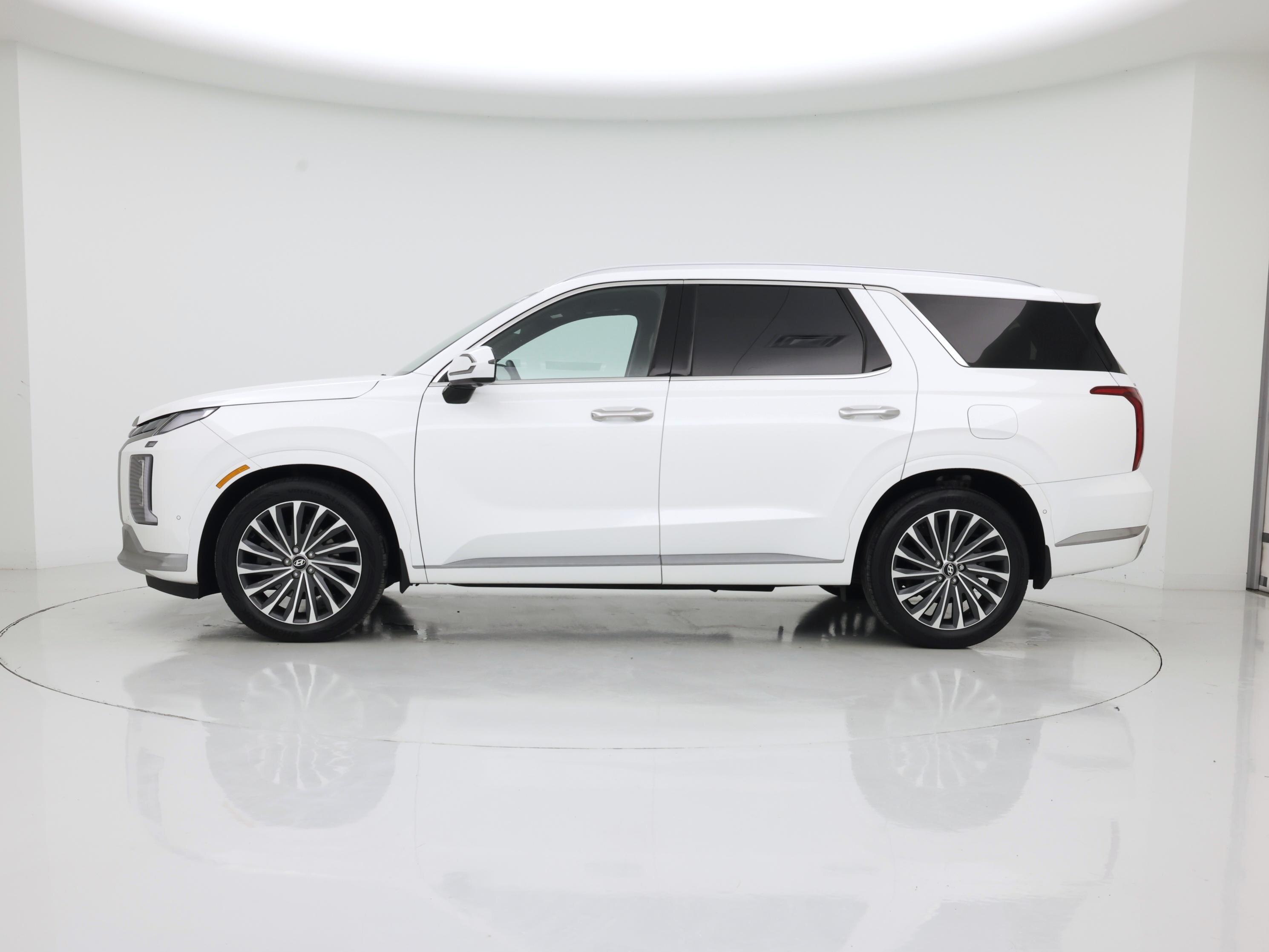 Thumbnail: 2023 Hyundai Palisade - 3