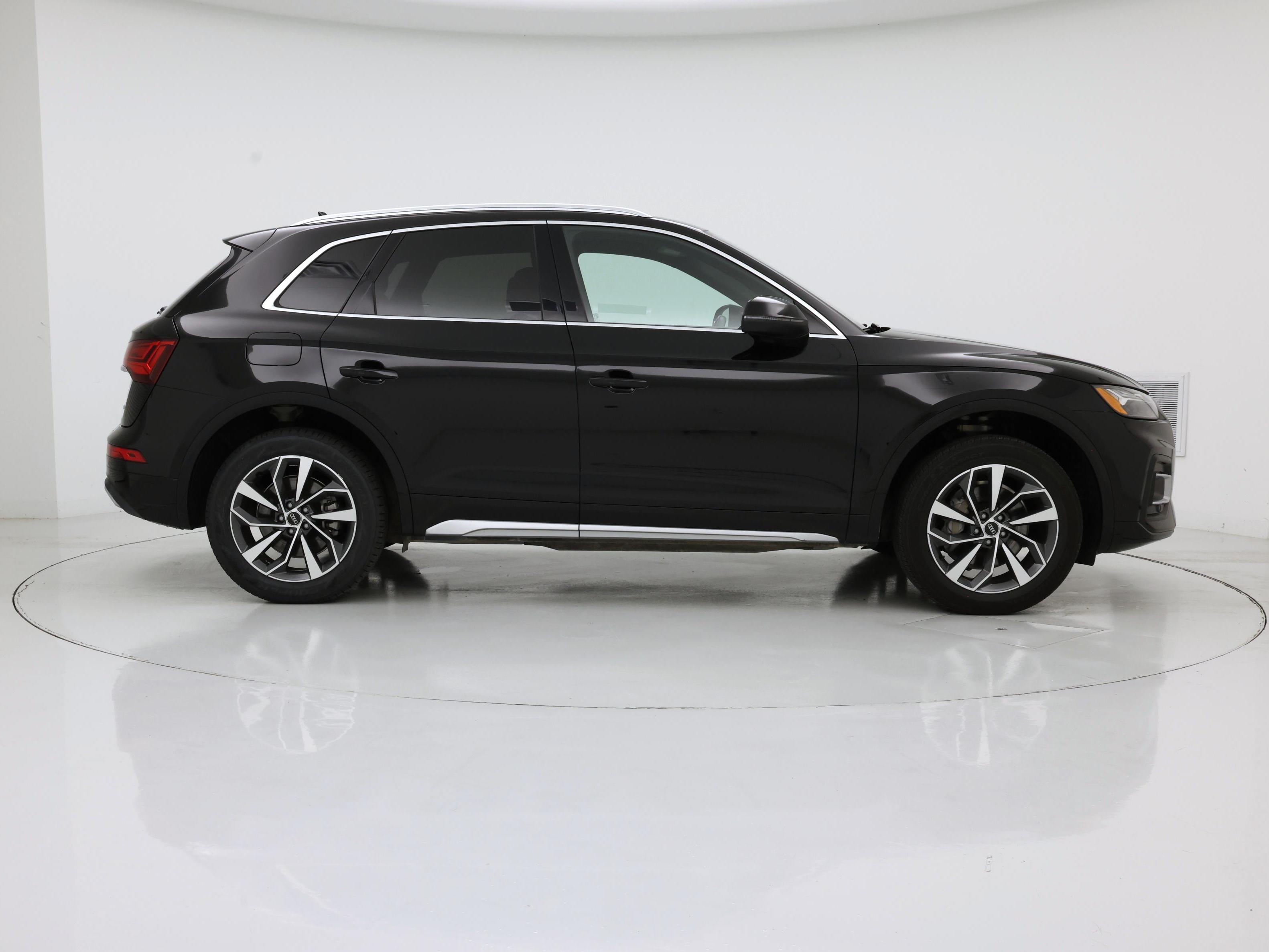 Thumbnail: 2021 Audi Q5 - 7