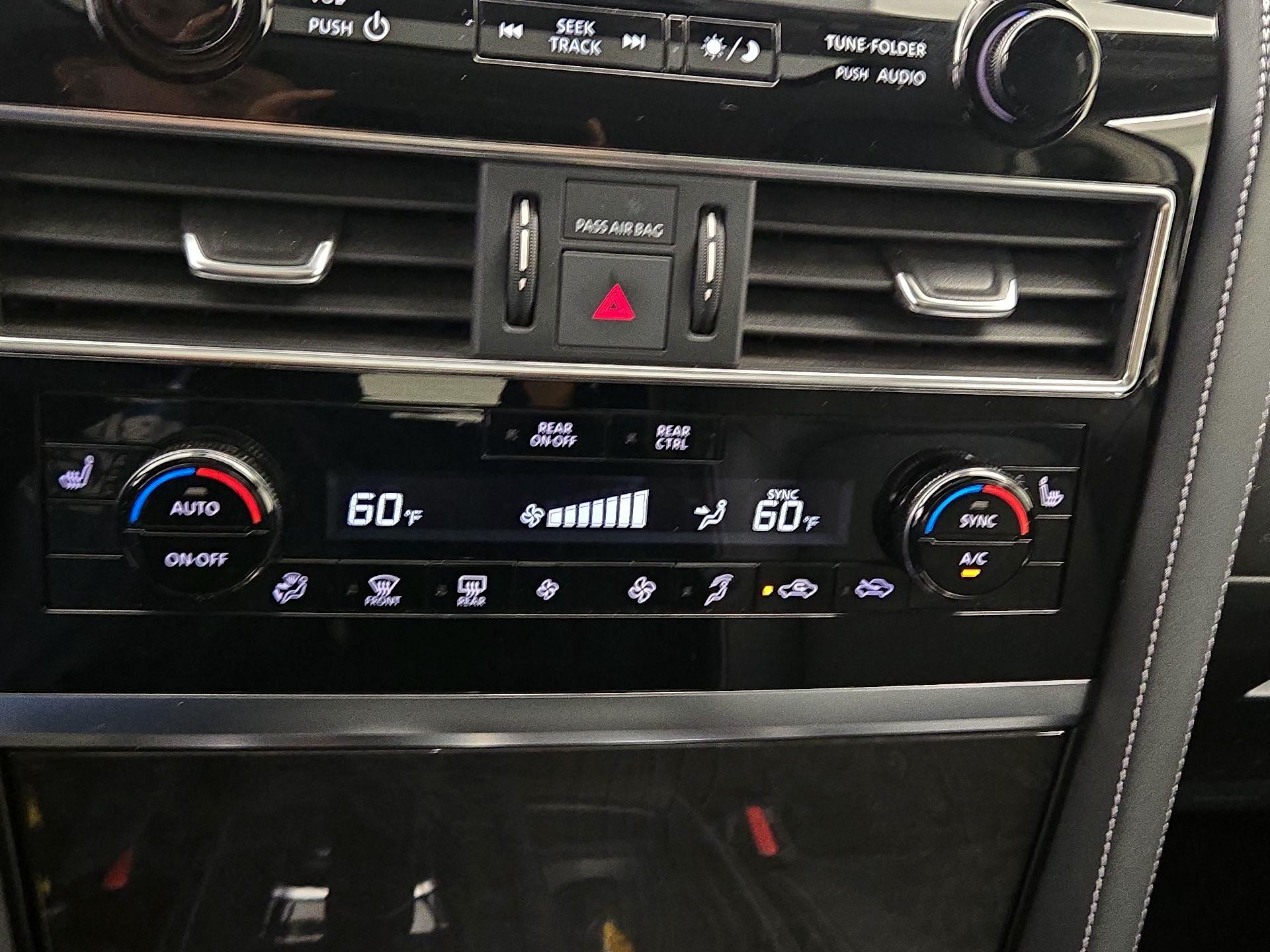 Thumbnail: 2024 INFINITI QX80 - 17