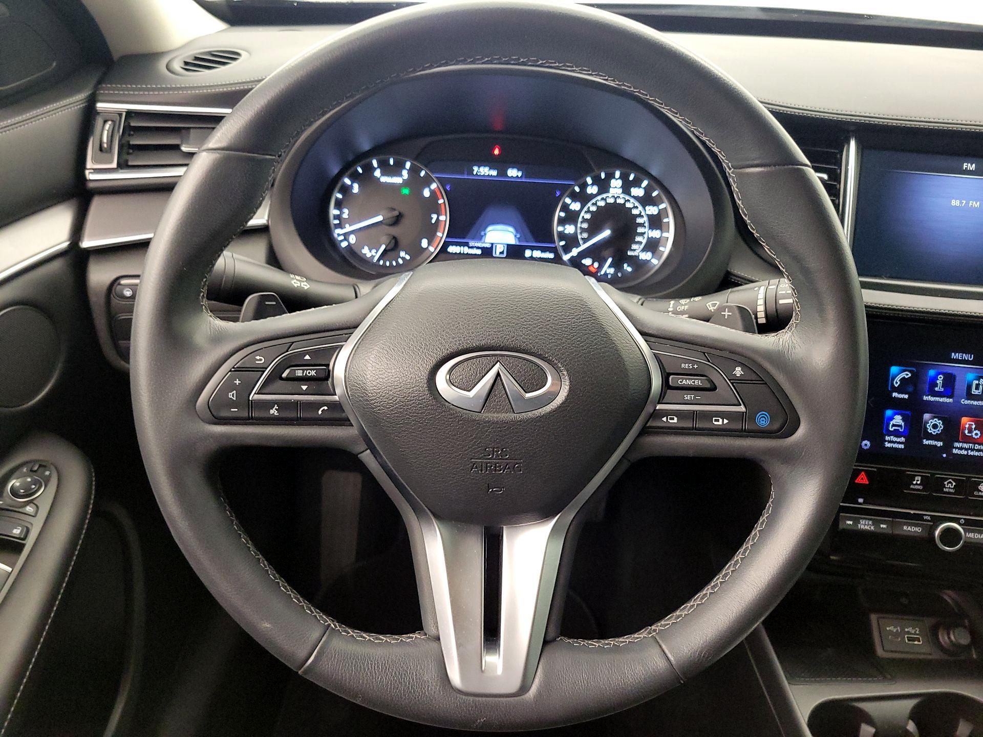 Thumbnail: 2023 INFINITI QX50 - 10