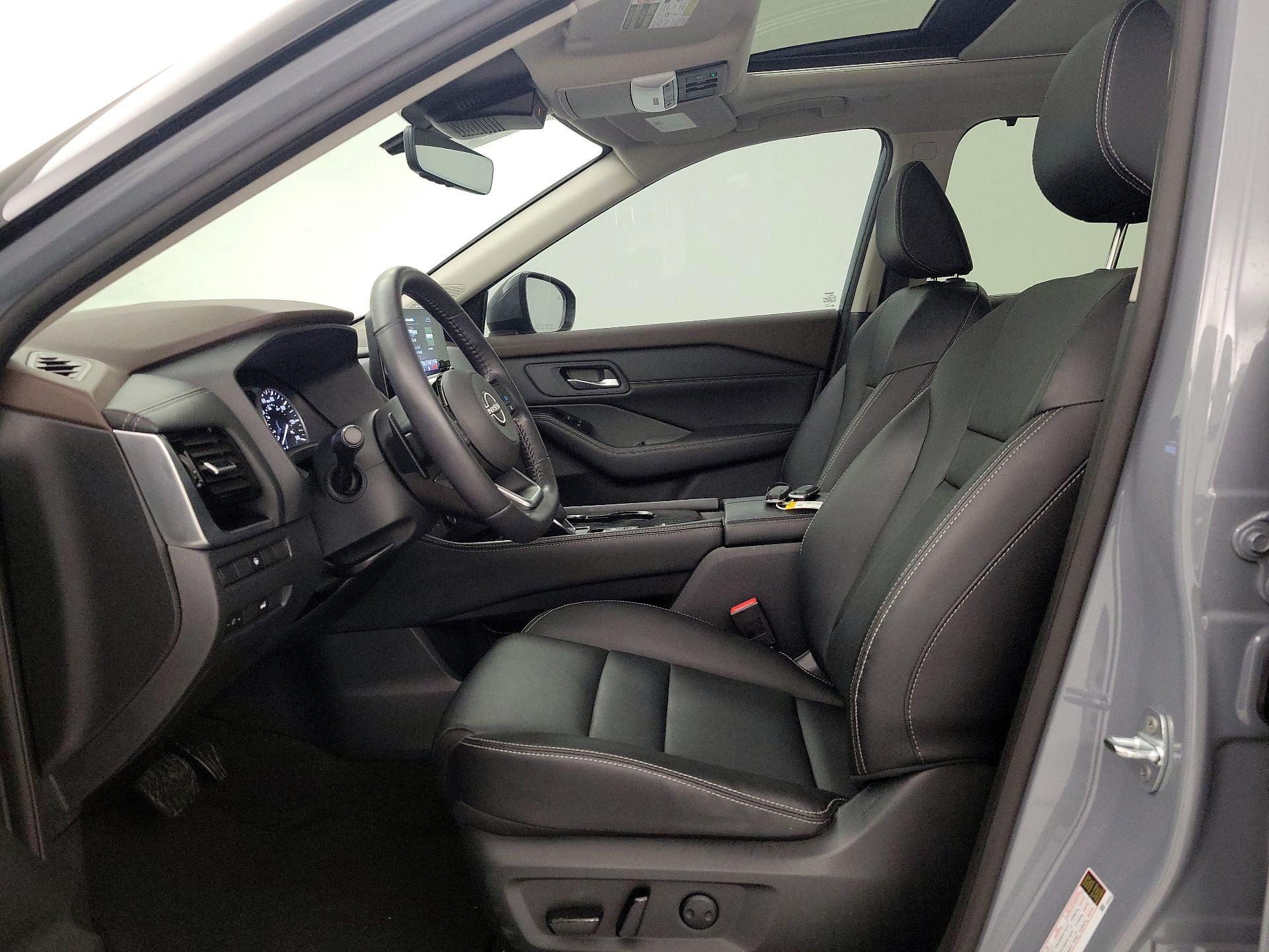 Thumbnail: 2023 Nissan Rogue - 11