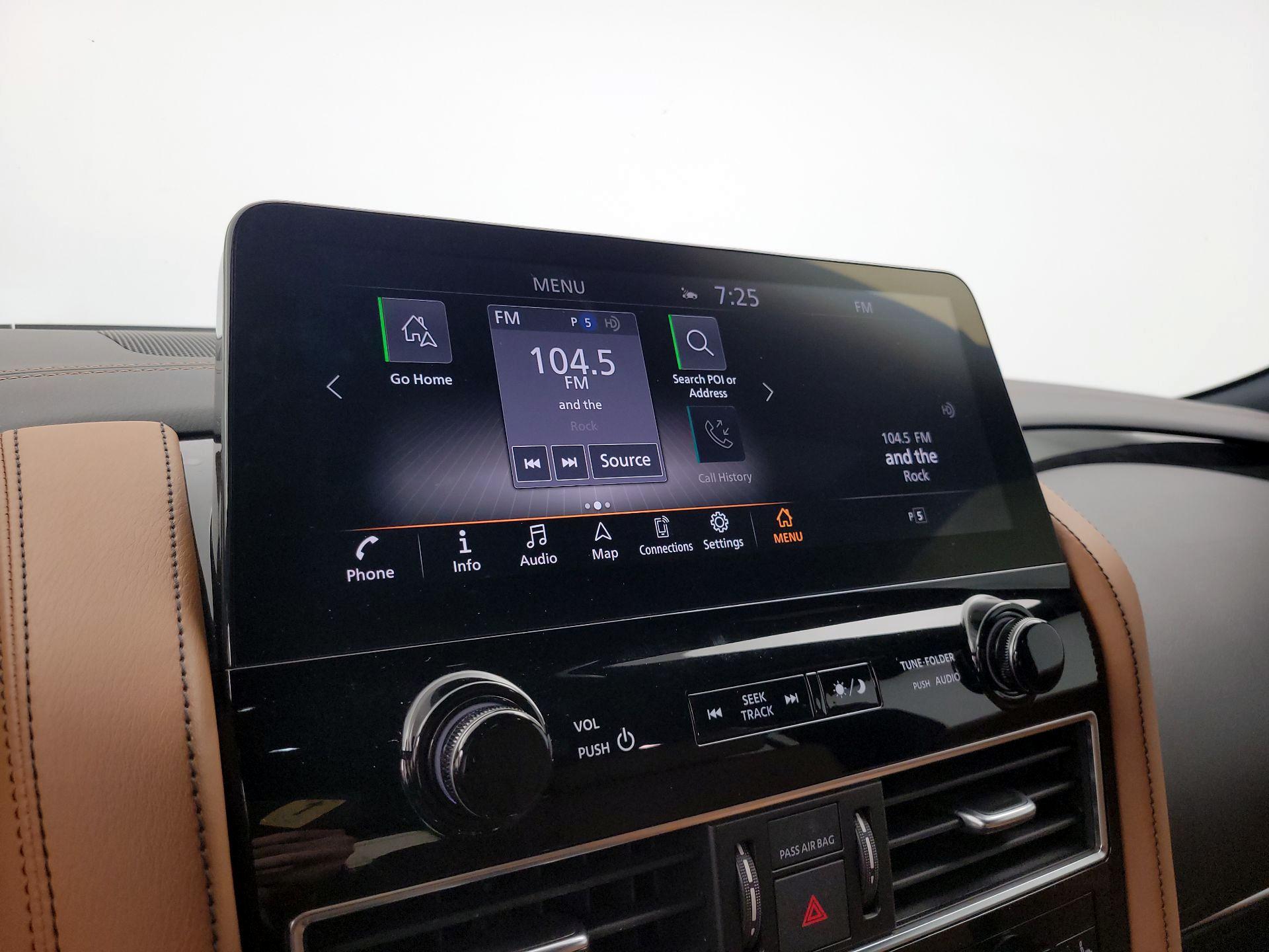 Thumbnail: 2022 INFINITI QX80 - 16