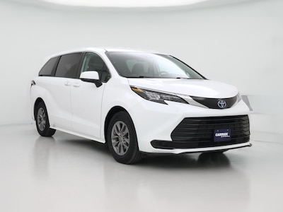 2024 Toyota Sienna Hybrid LE