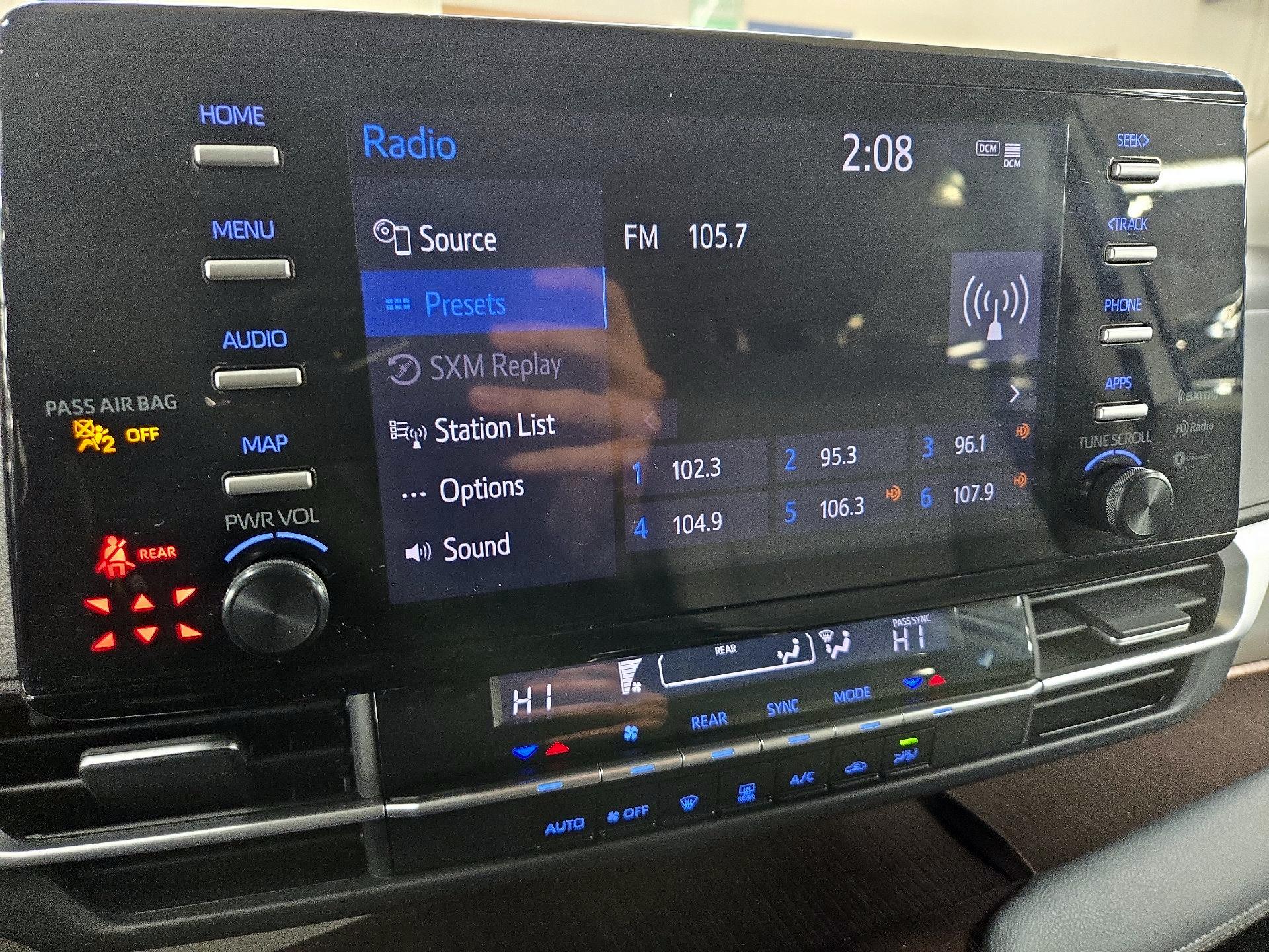 Thumbnail: 2024 Toyota Sienna - 15