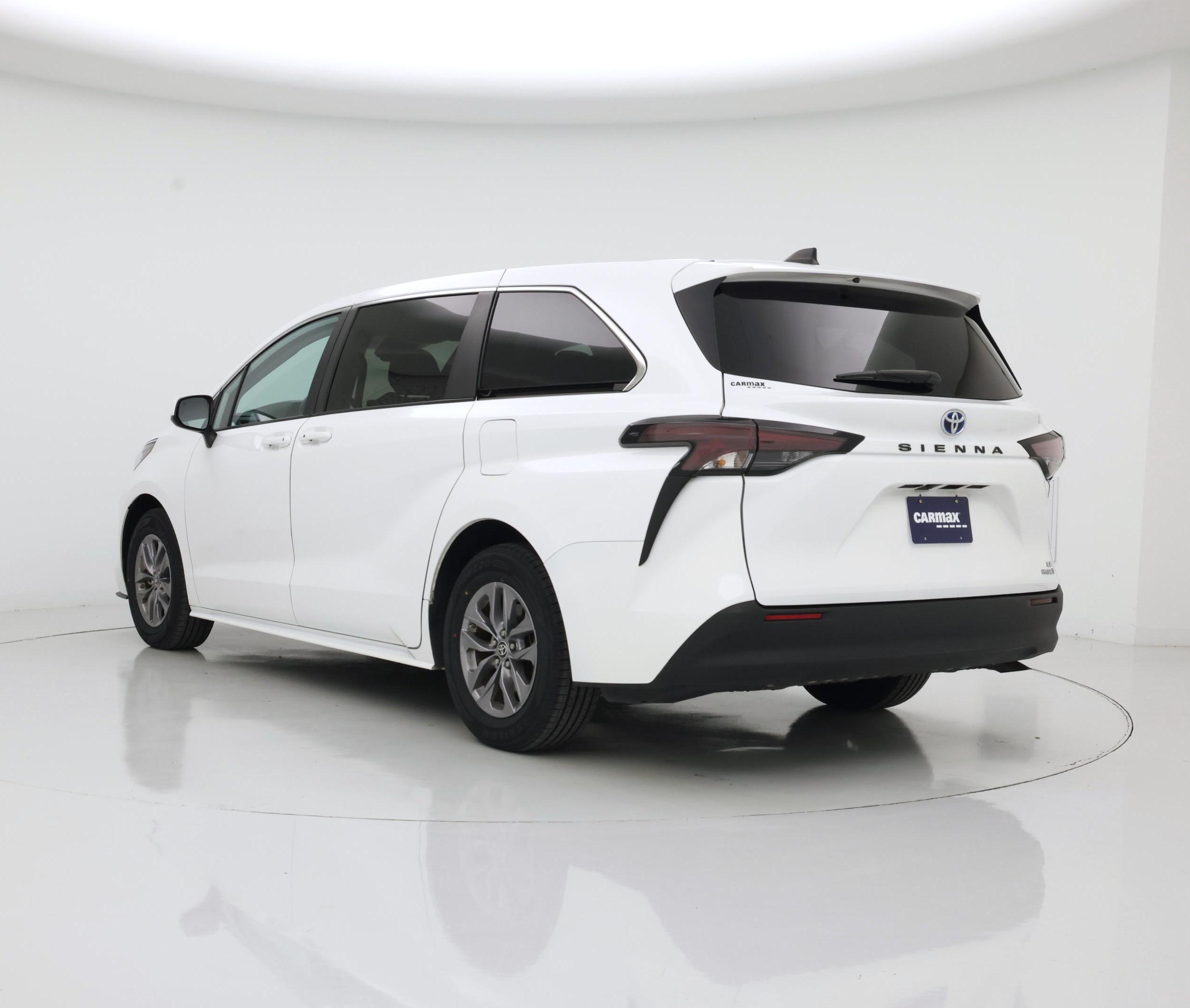 Thumbnail: 2024 Toyota Sienna - 2
