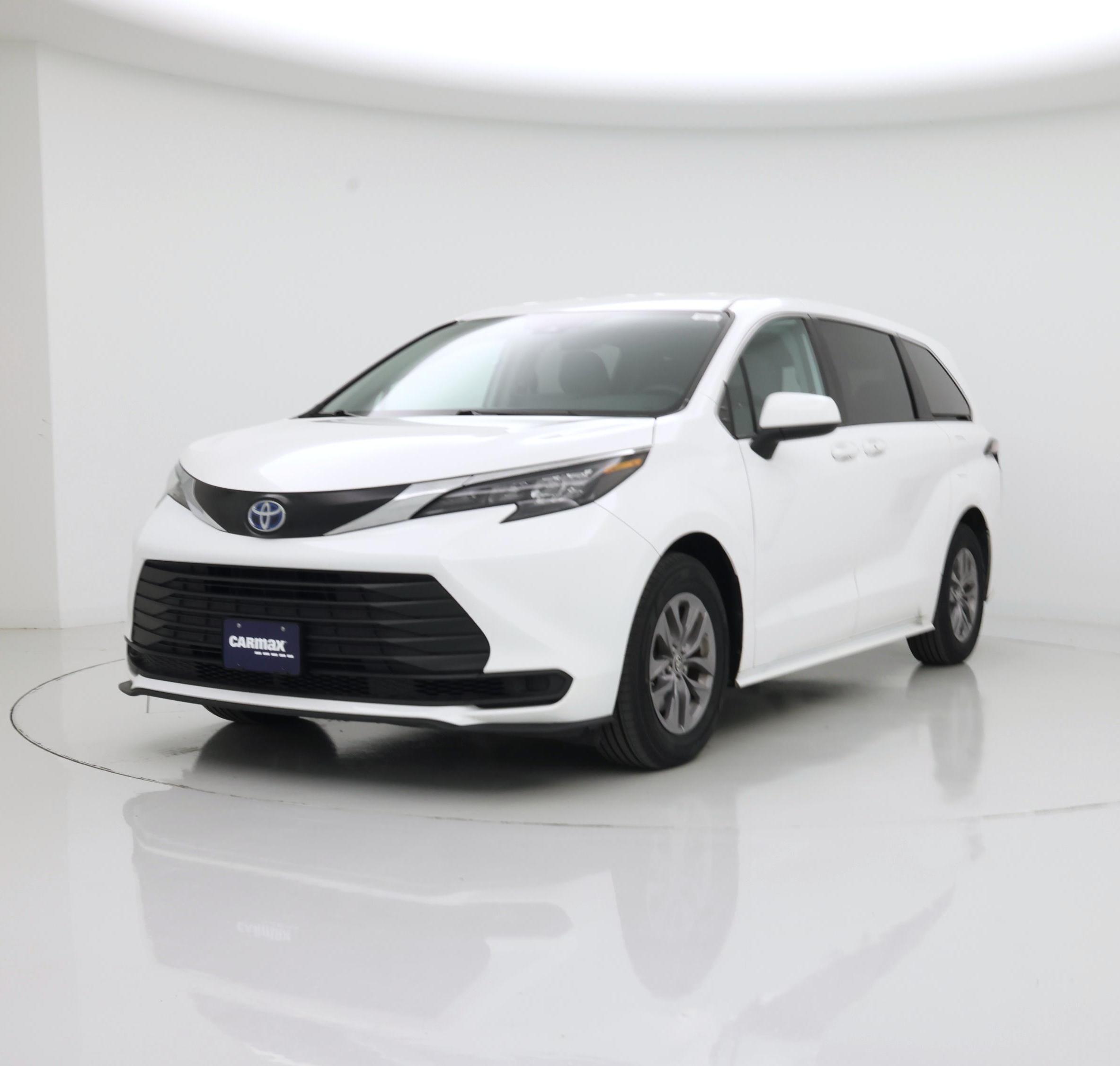 Thumbnail: 2024 Toyota Sienna - 4