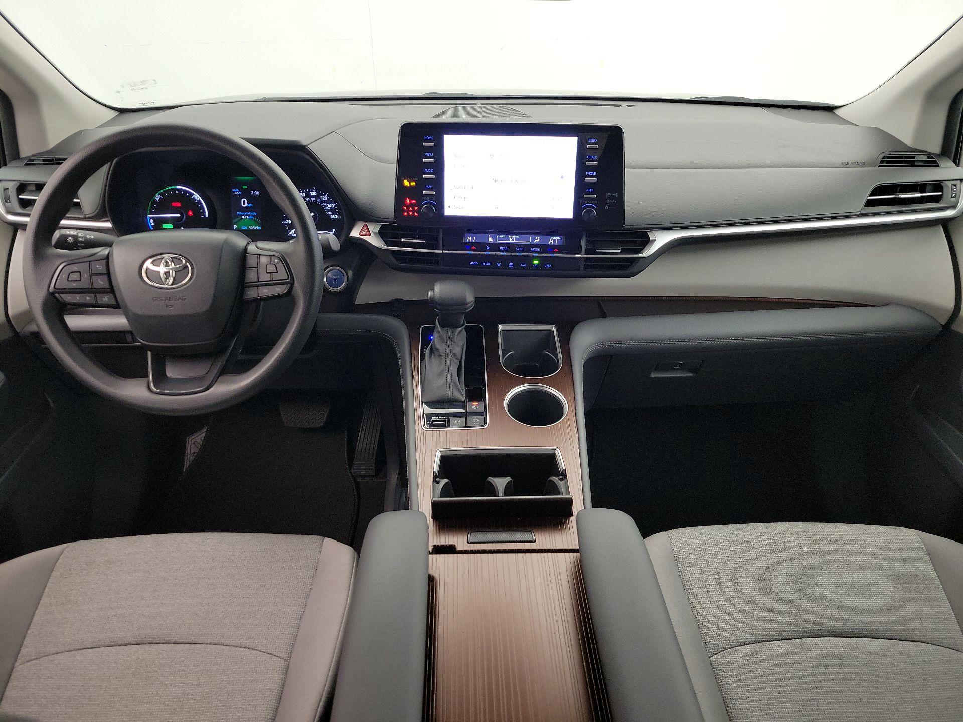 Thumbnail: 2024 Toyota Sienna - 9