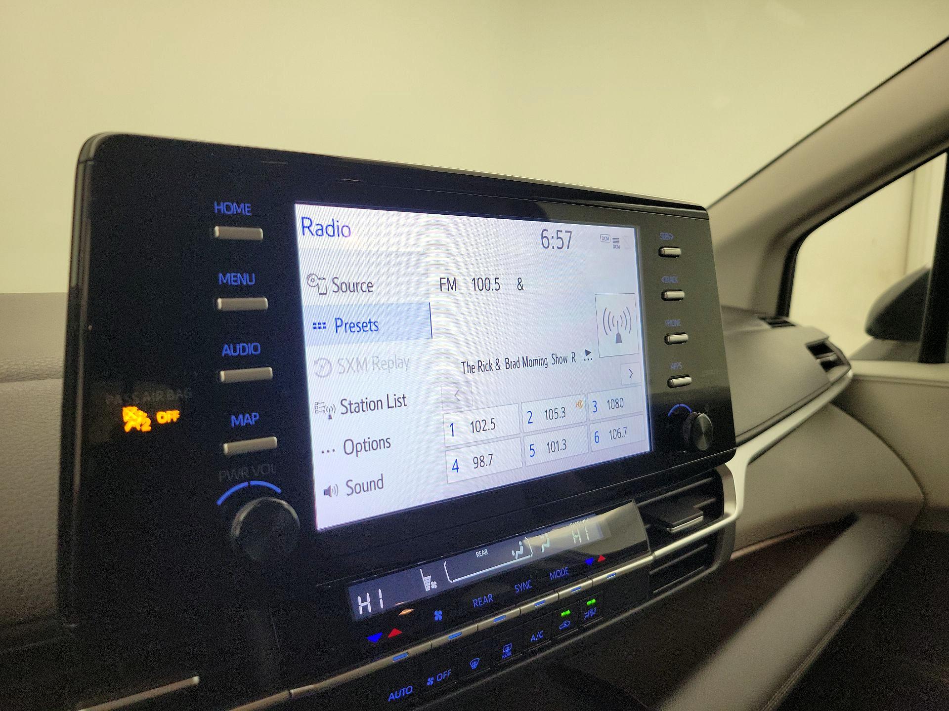 Thumbnail: 2024 Toyota Sienna - 15
