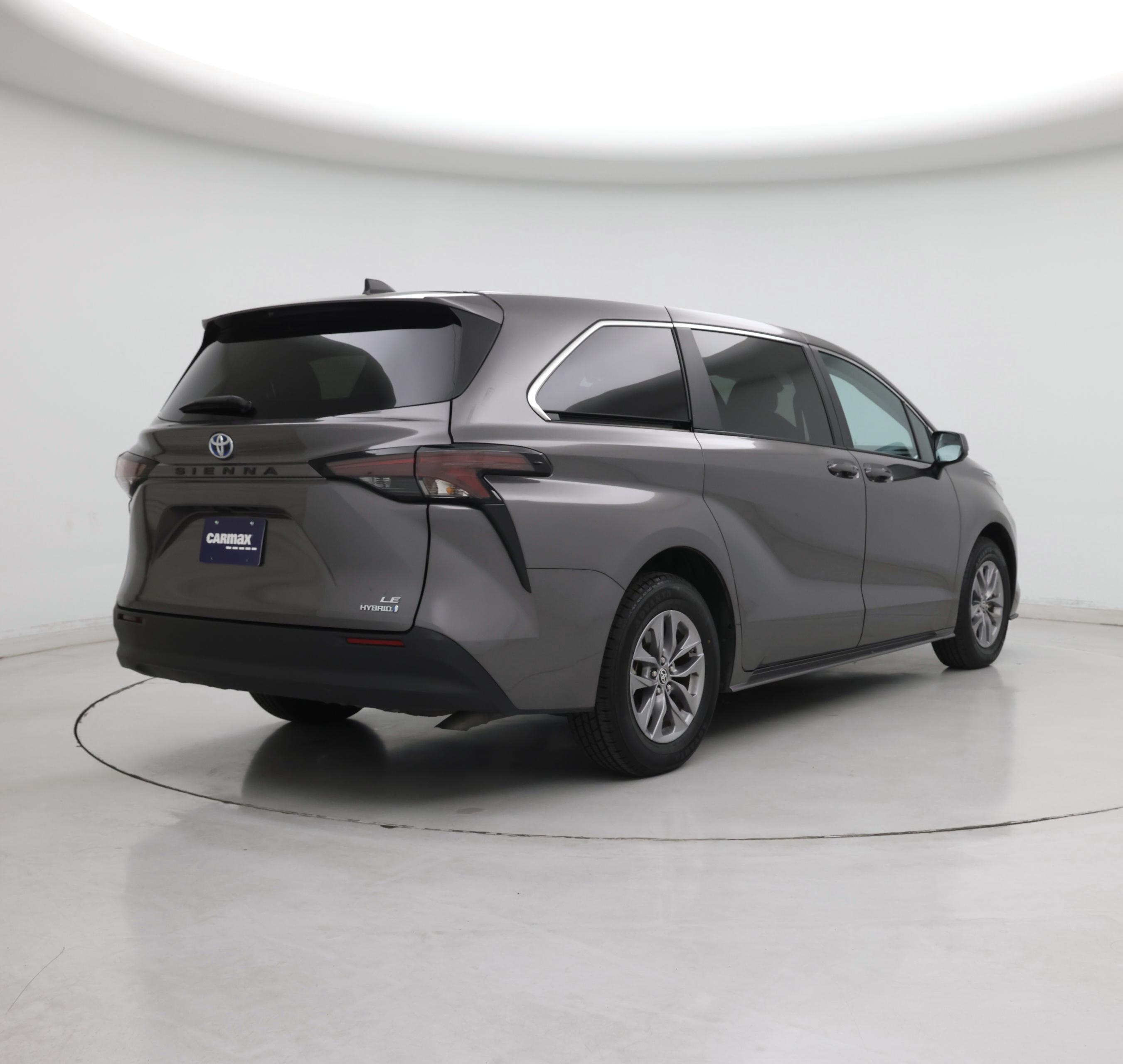 Thumbnail: 2024 Toyota Sienna - 8