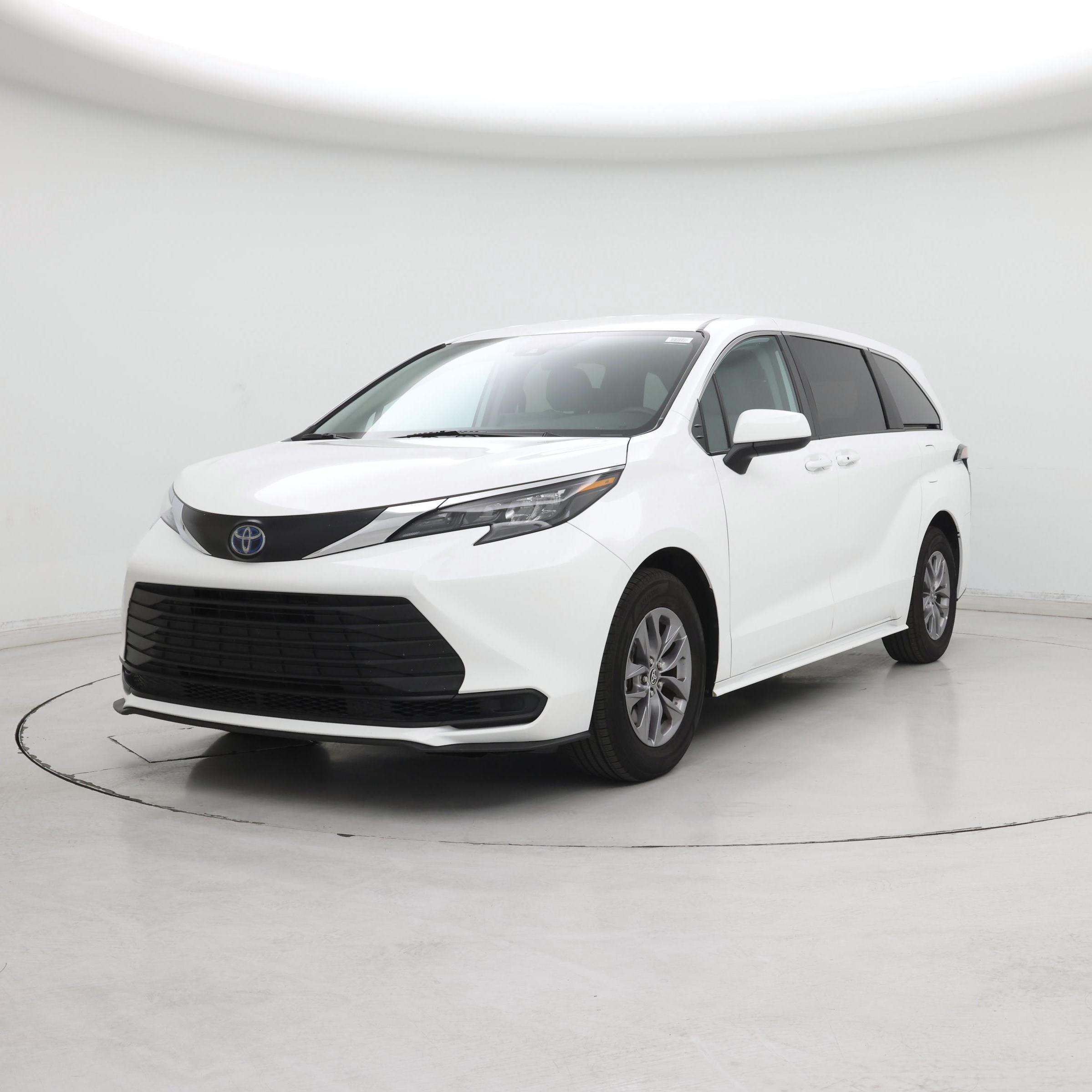 Thumbnail: 2024 Toyota Sienna - 4
