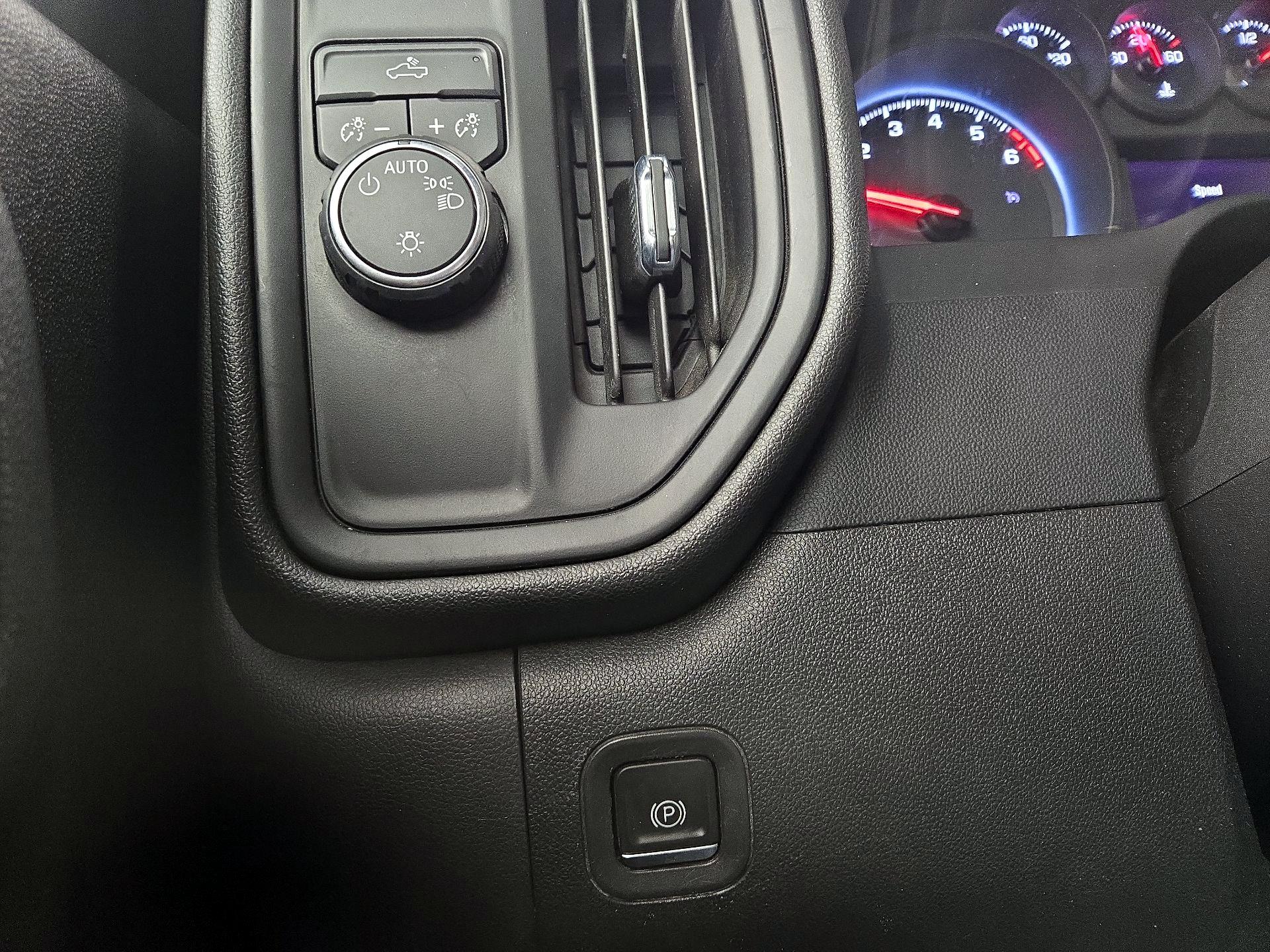 Thumbnail: 2022 Chevrolet Silverado 1500 - 13