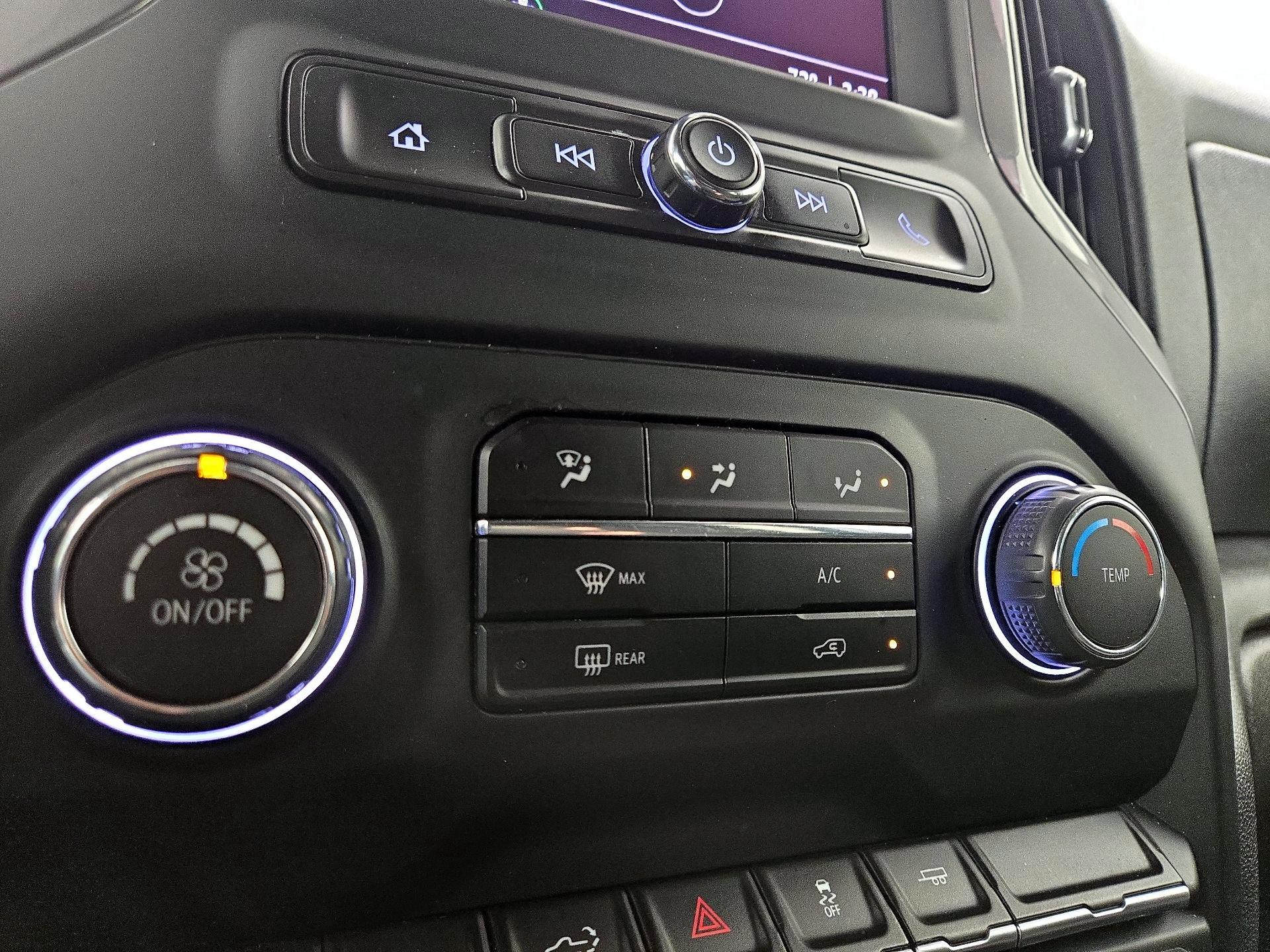 Thumbnail: 2022 Chevrolet Silverado 1500 - 16