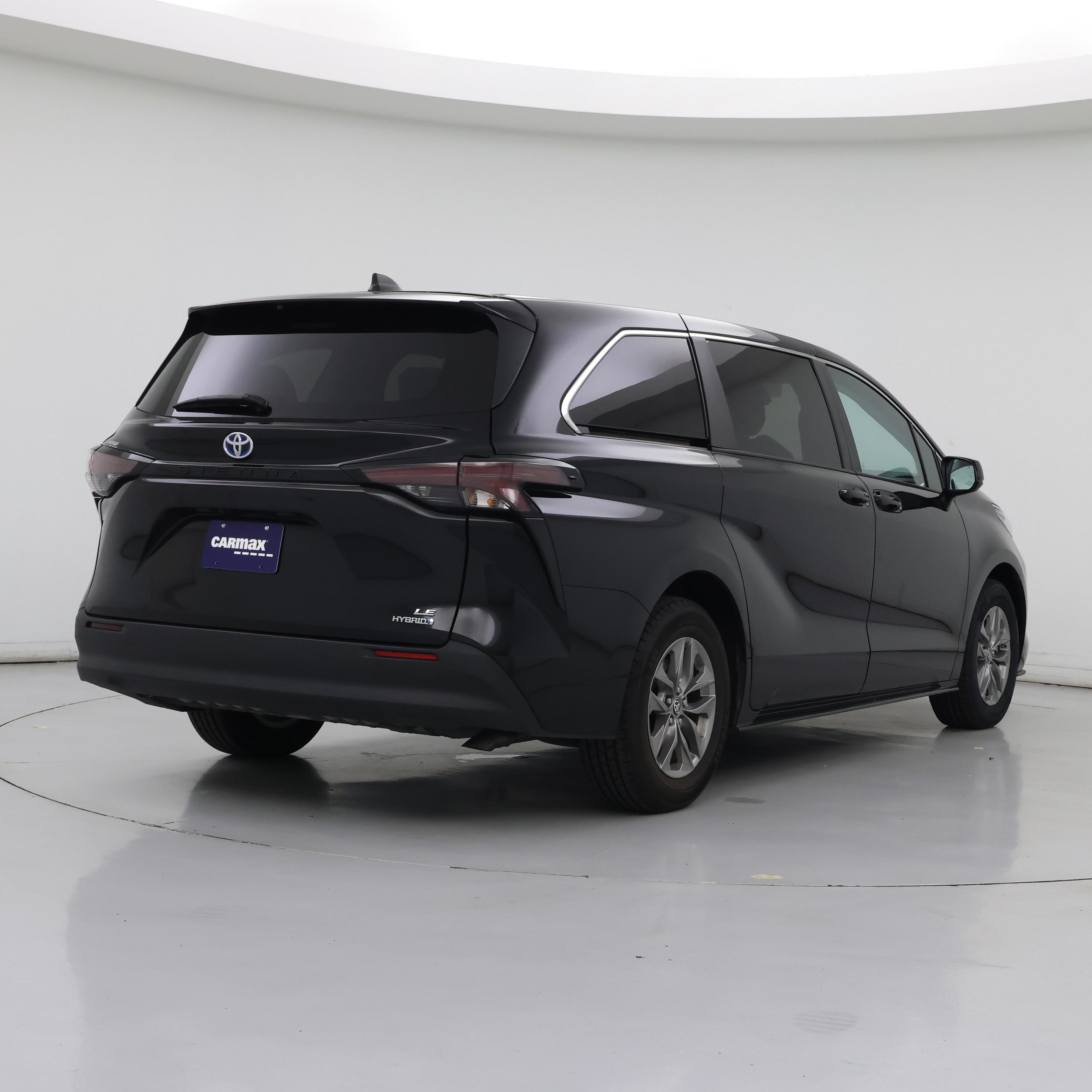 Thumbnail: 2024 Toyota Sienna - 8