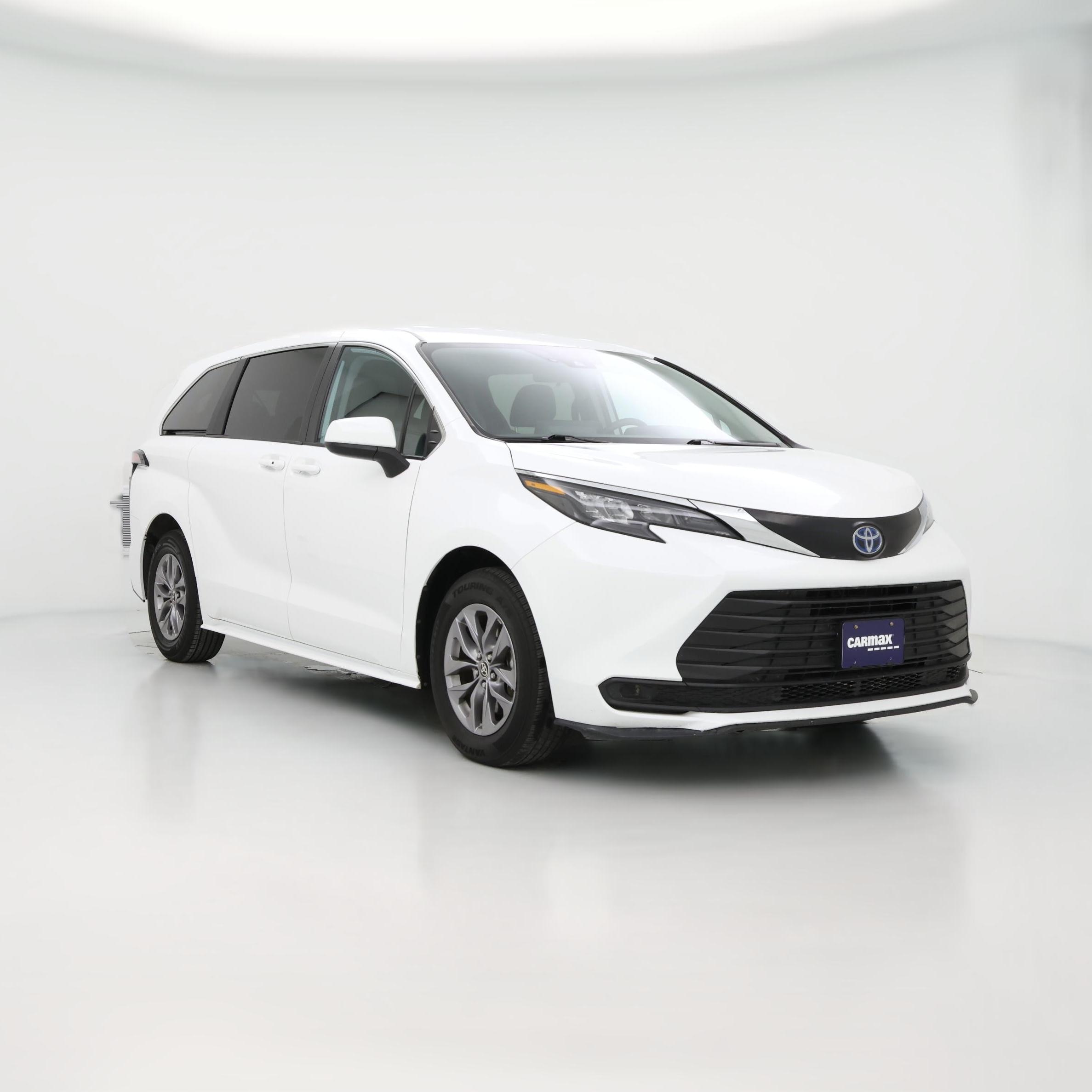 Thumbnail: 2024 Toyota Sienna - 1