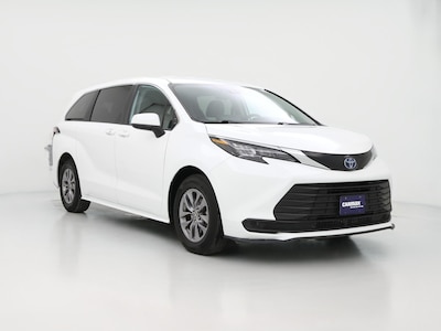 2024 Toyota Sienna Hybrid LE