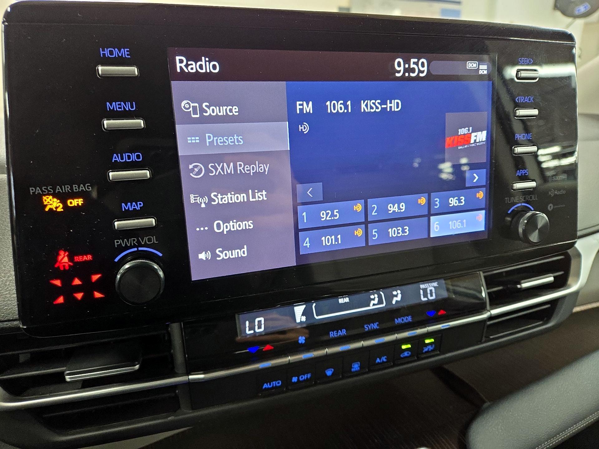 Thumbnail: 2024 Toyota Sienna - 14