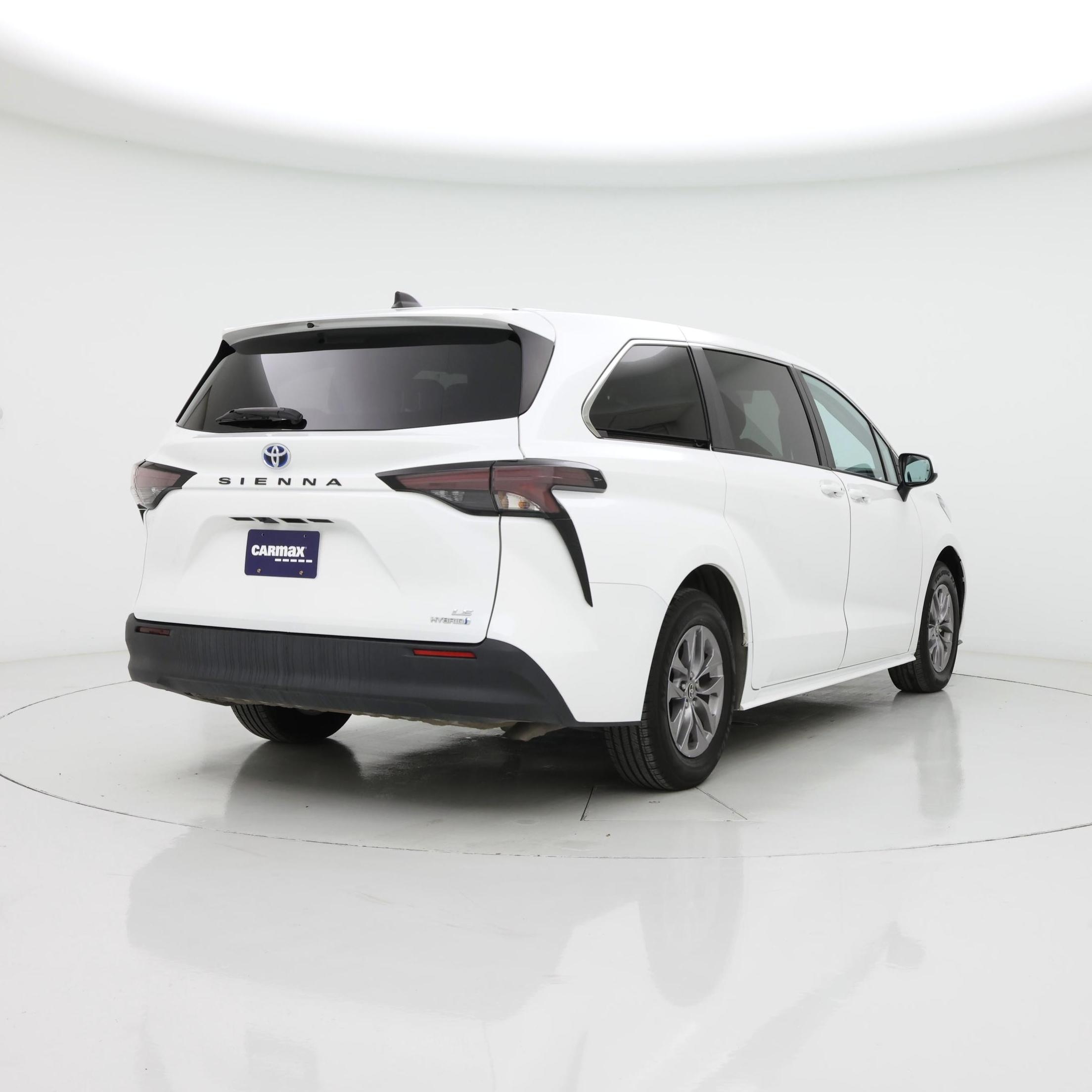 Thumbnail: 2024 Toyota Sienna - 8