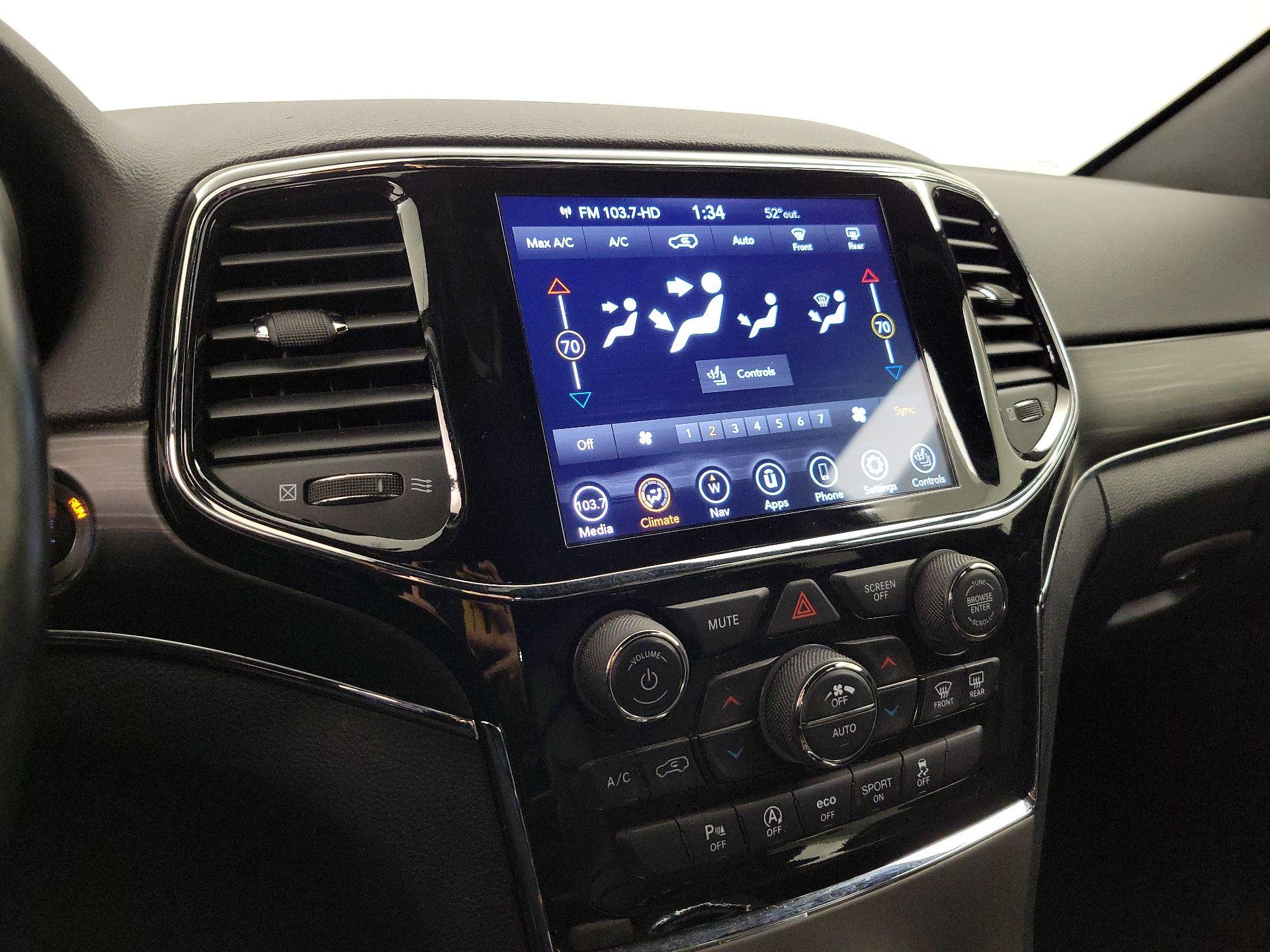 Thumbnail: 2022 Jeep Grand Cherokee - 16