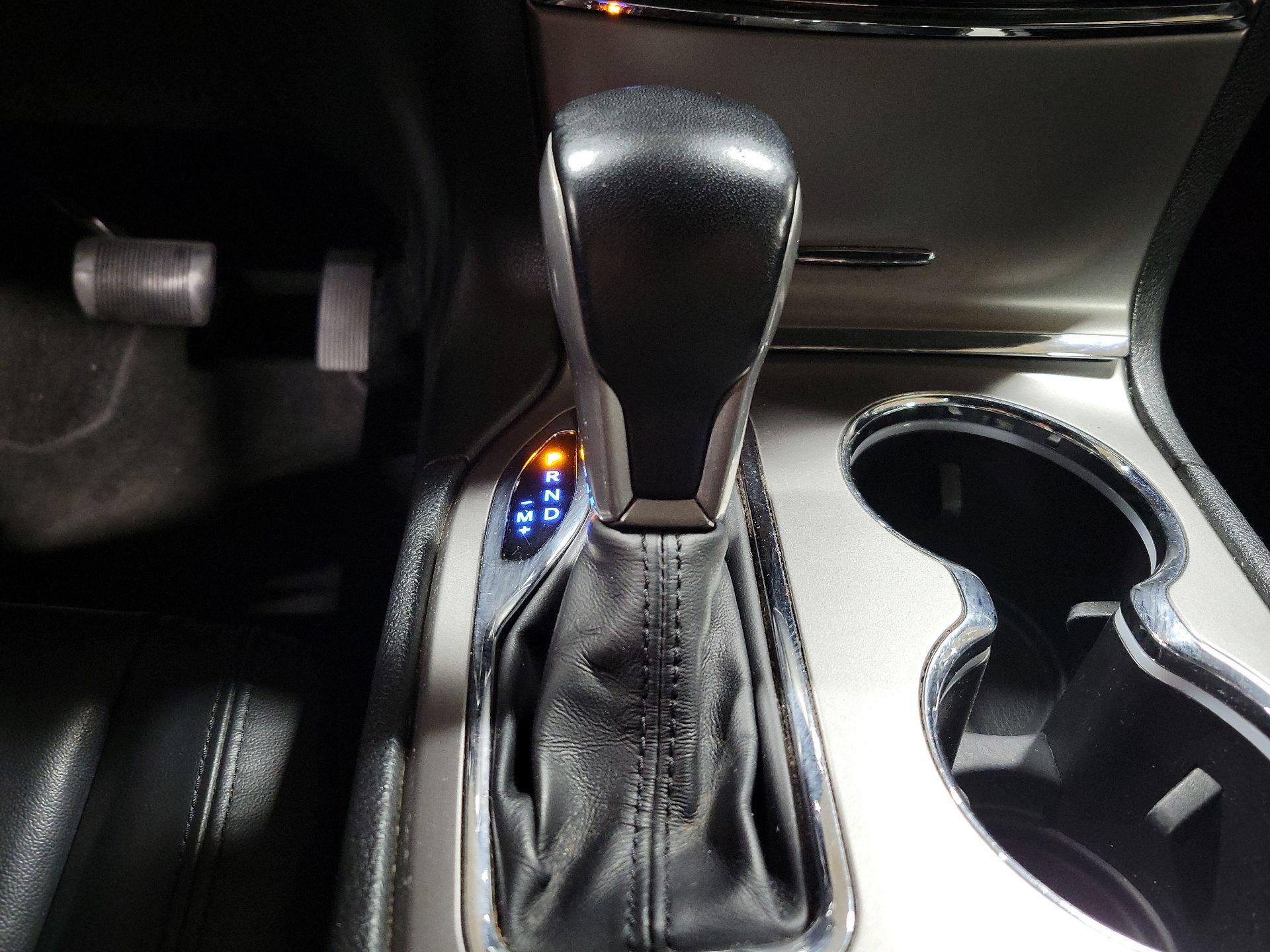 Thumbnail: 2022 Jeep Grand Cherokee - 17