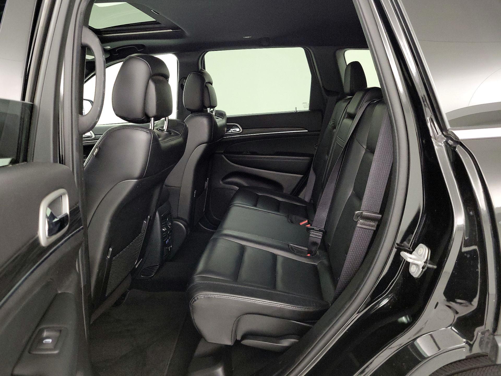 Thumbnail: 2022 Jeep Grand Cherokee - 19