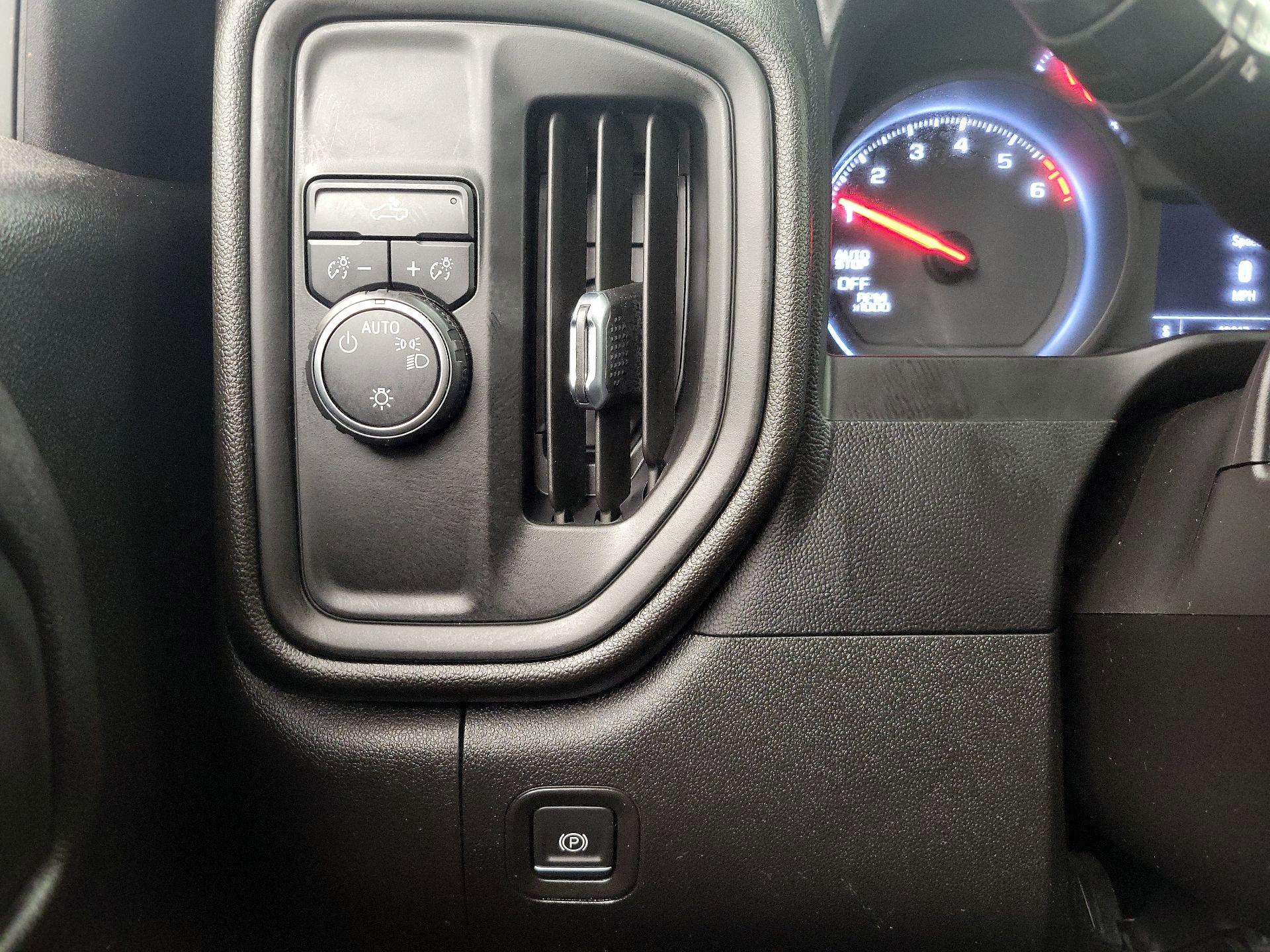 Thumbnail: 2022 Chevrolet Silverado 1500 - 13