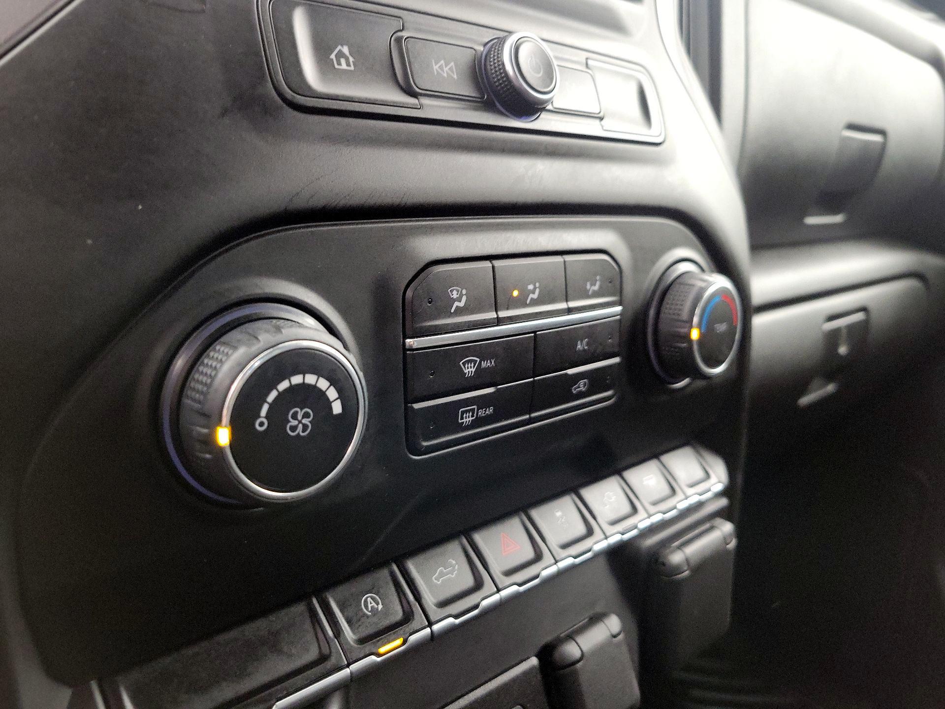 Thumbnail: 2022 Chevrolet Silverado 1500 - 16