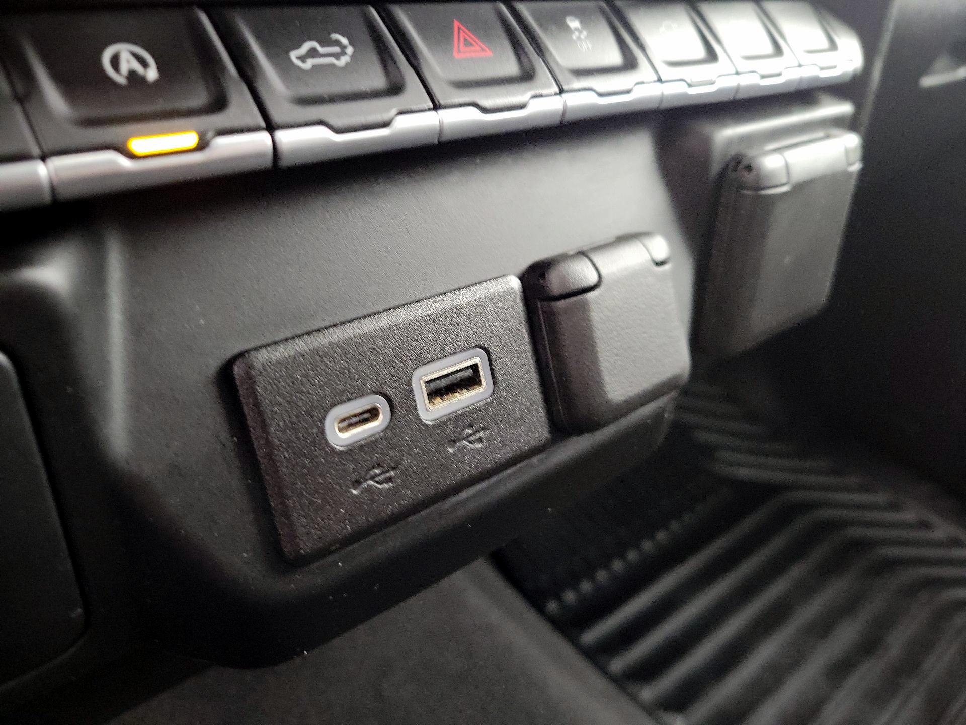 Thumbnail: 2022 Chevrolet Silverado 1500 - 18