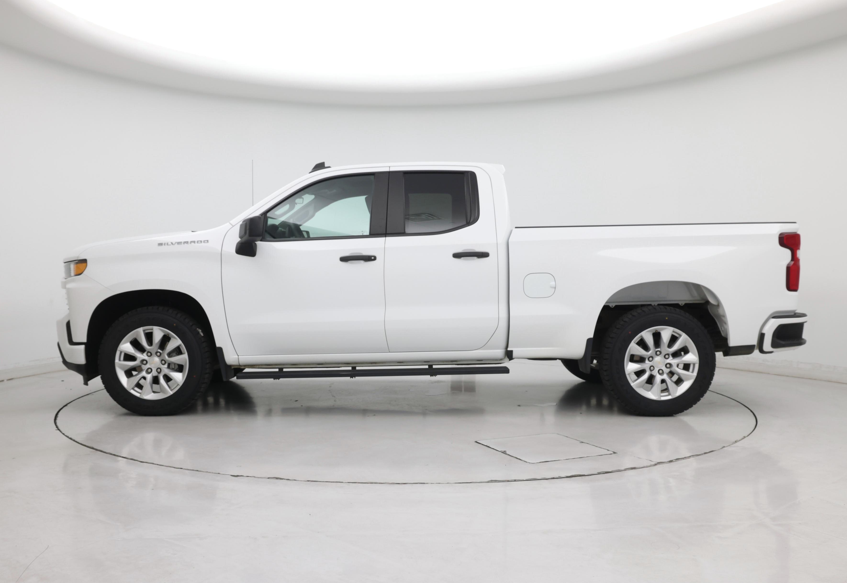 Thumbnail: 2022 Chevrolet Silverado 1500 - 3