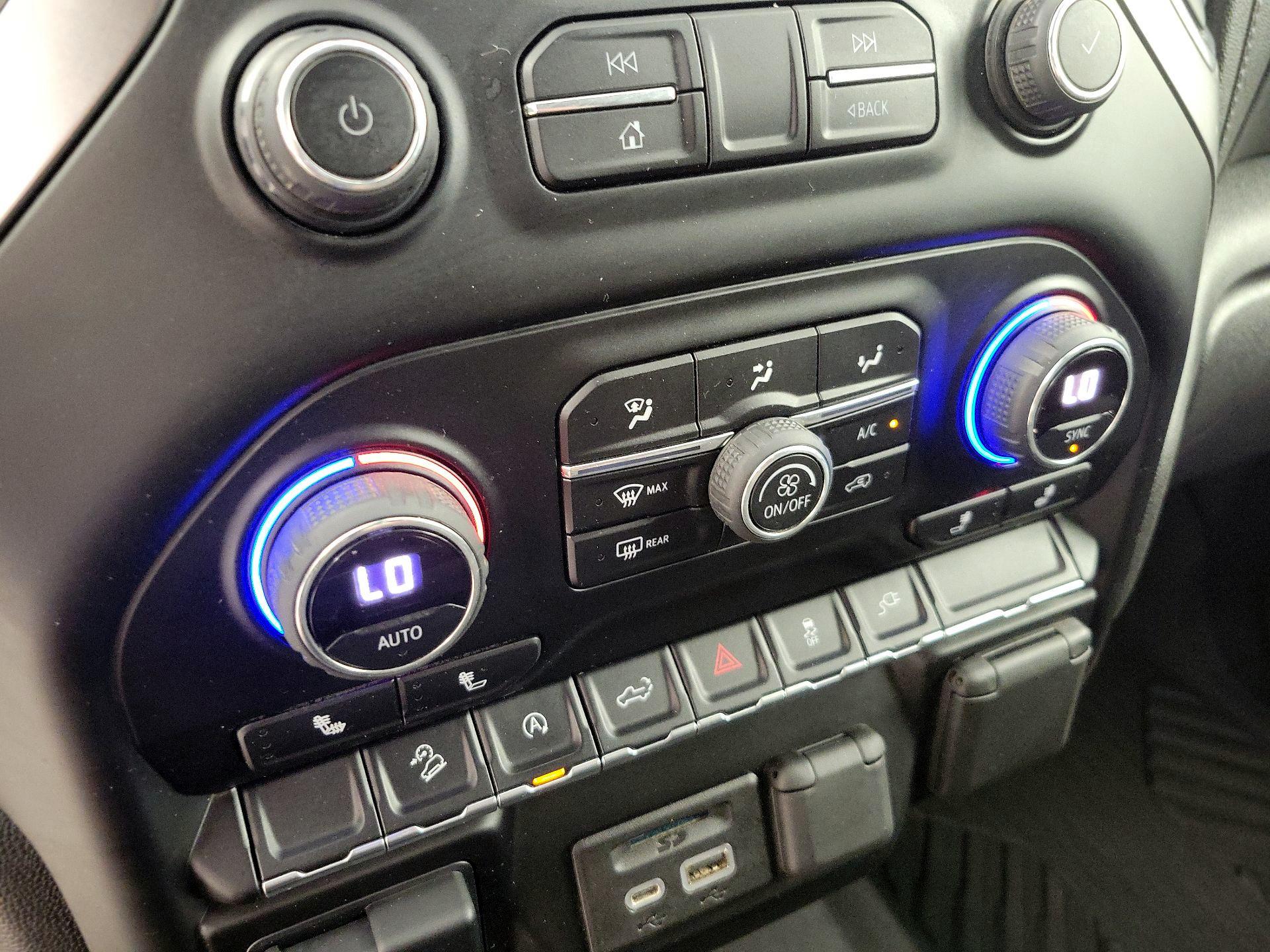 Thumbnail: 2020 Chevrolet Silverado 1500 - 16