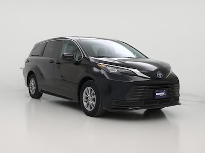 2024 Toyota Sienna Hybrid LE