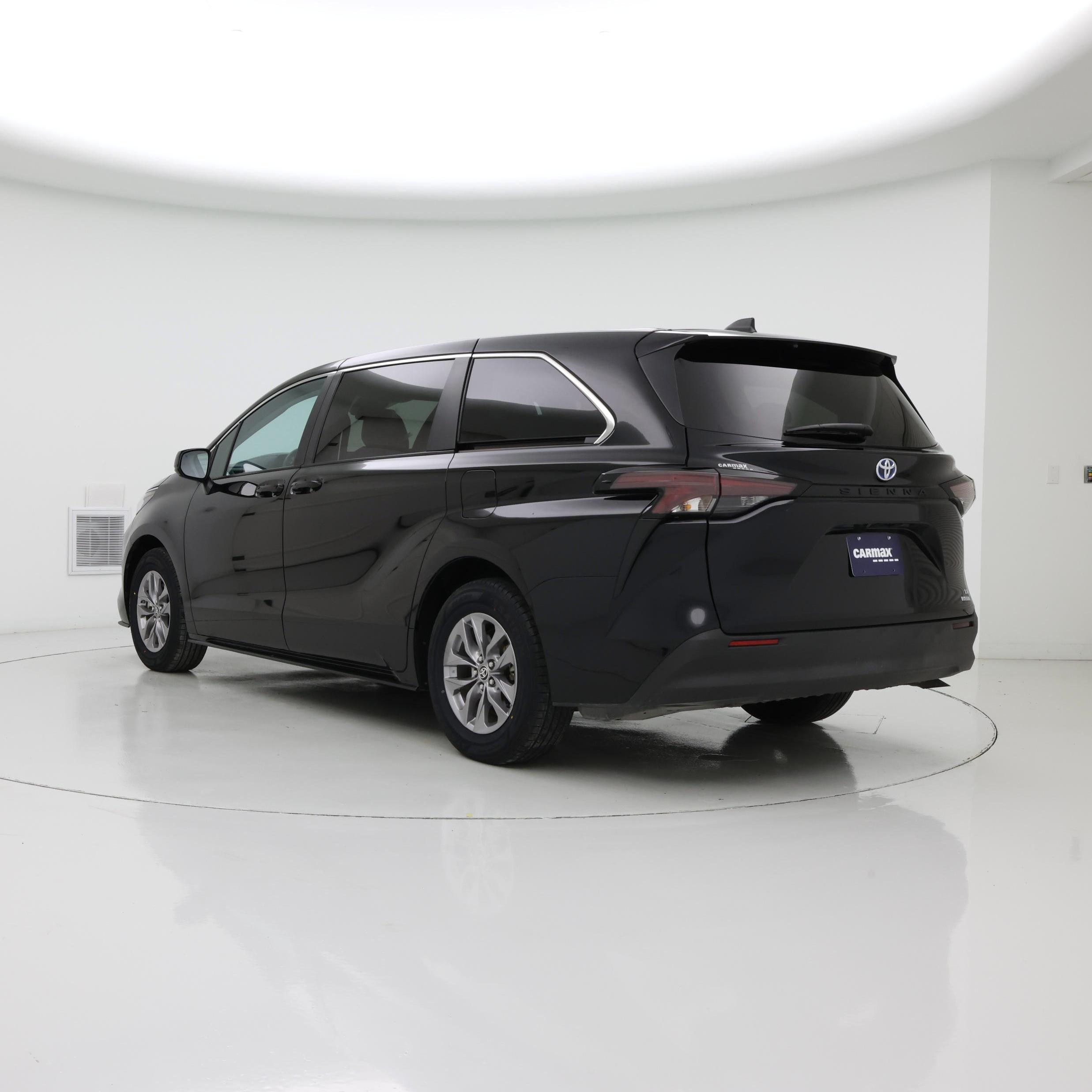 Thumbnail: 2024 Toyota Sienna - 2
