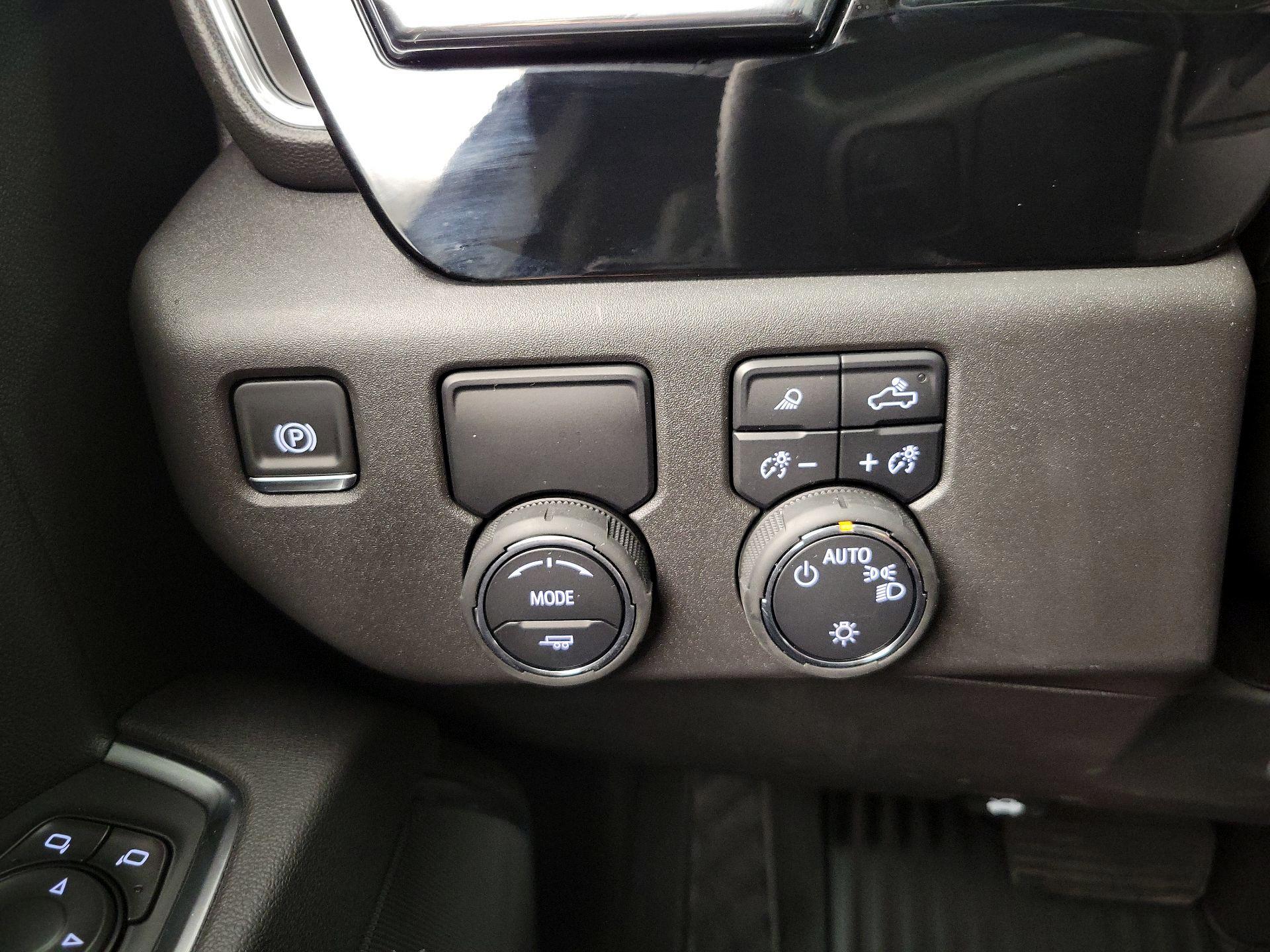 Thumbnail: 2025 Chevrolet Silverado 1500 - 13