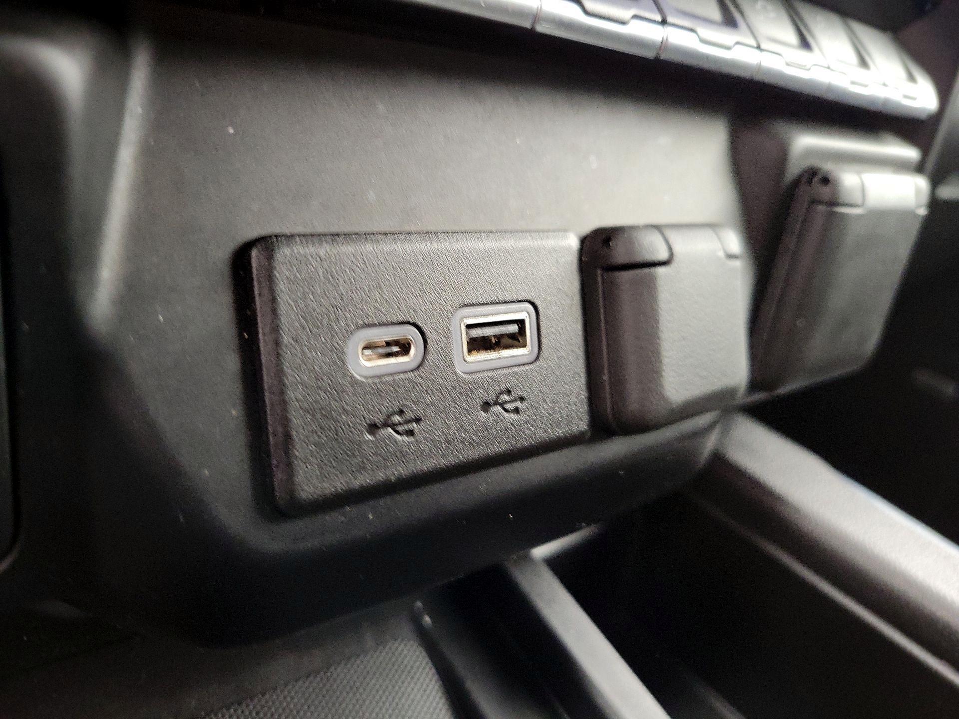 Thumbnail: 2022 GMC Sierra 1500 - 18