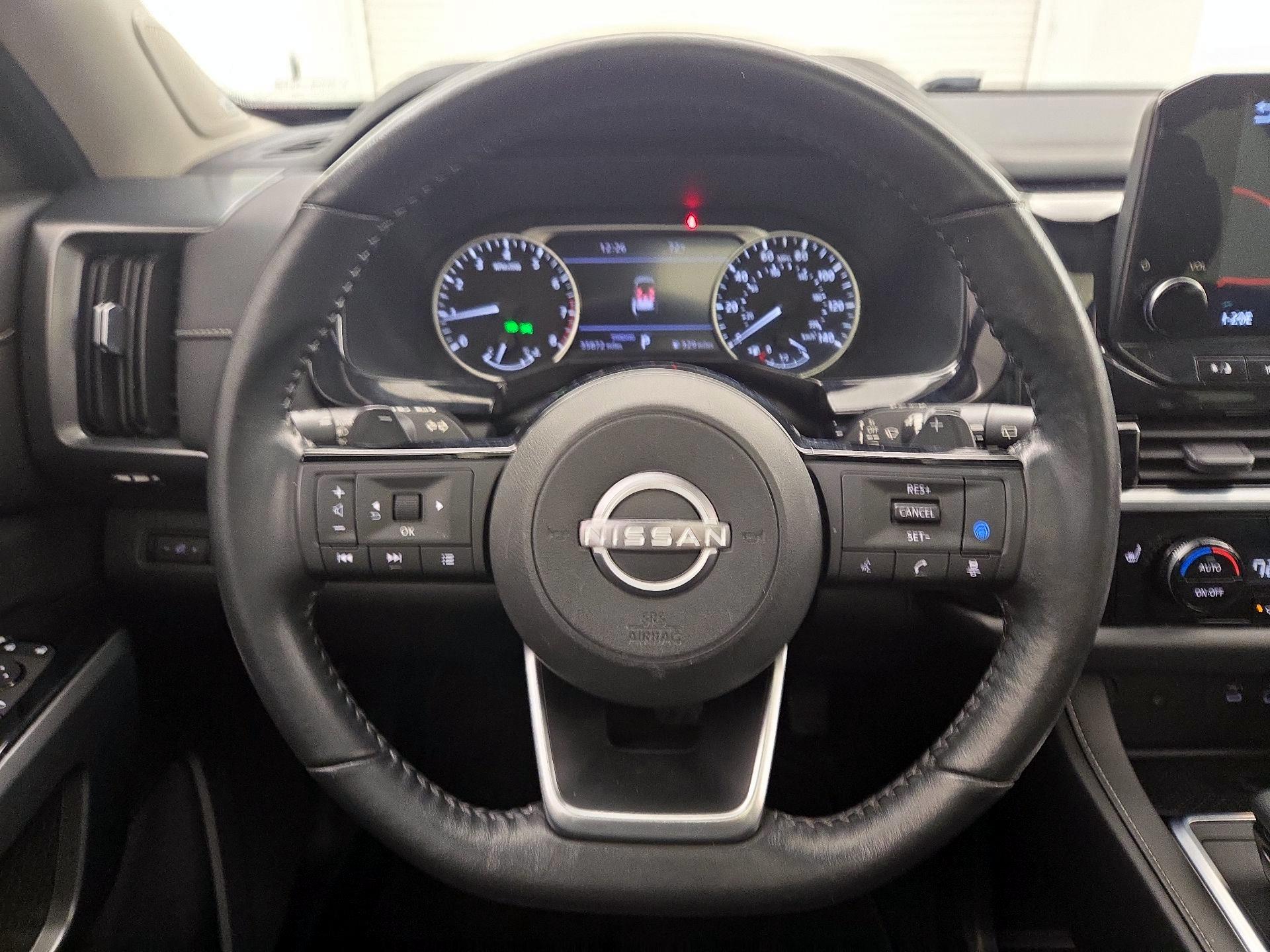 Thumbnail: 2023 Nissan Pathfinder - 10