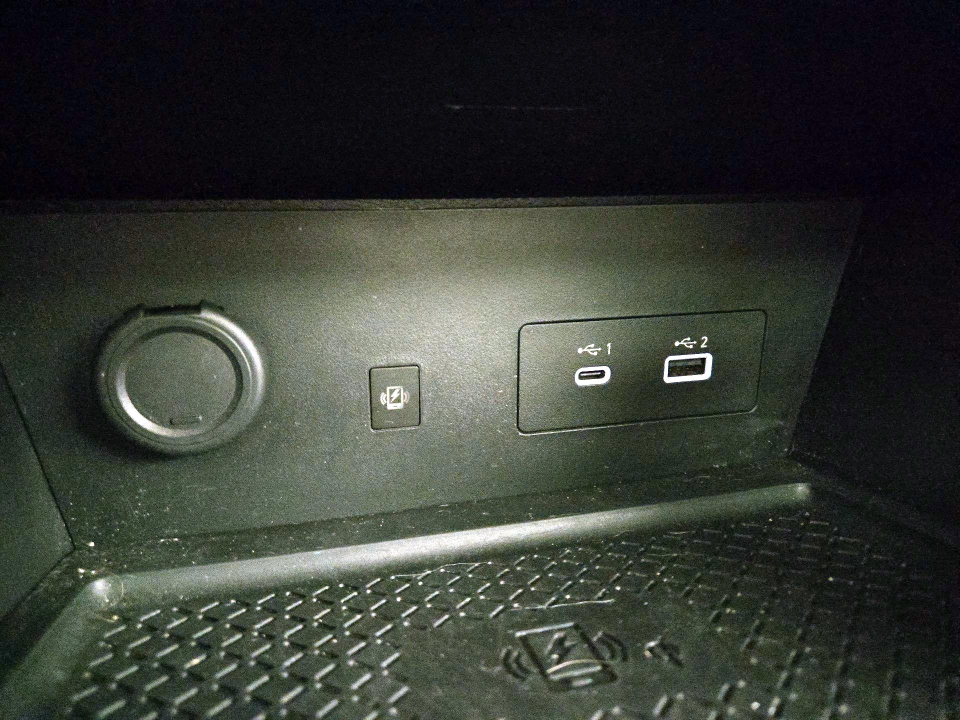 Thumbnail: 2023 Nissan Pathfinder - 19