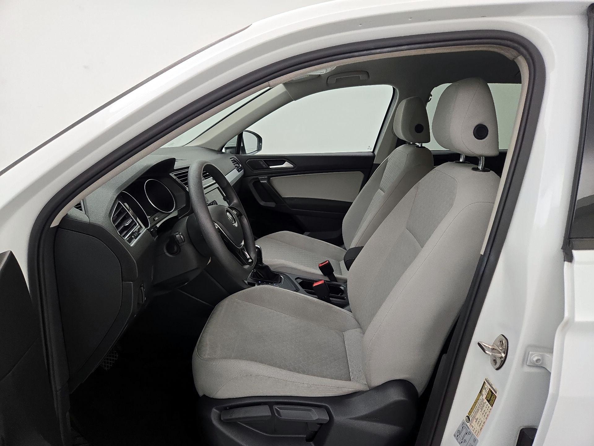 Thumbnail: 2021 Volkswagen Tiguan - 11