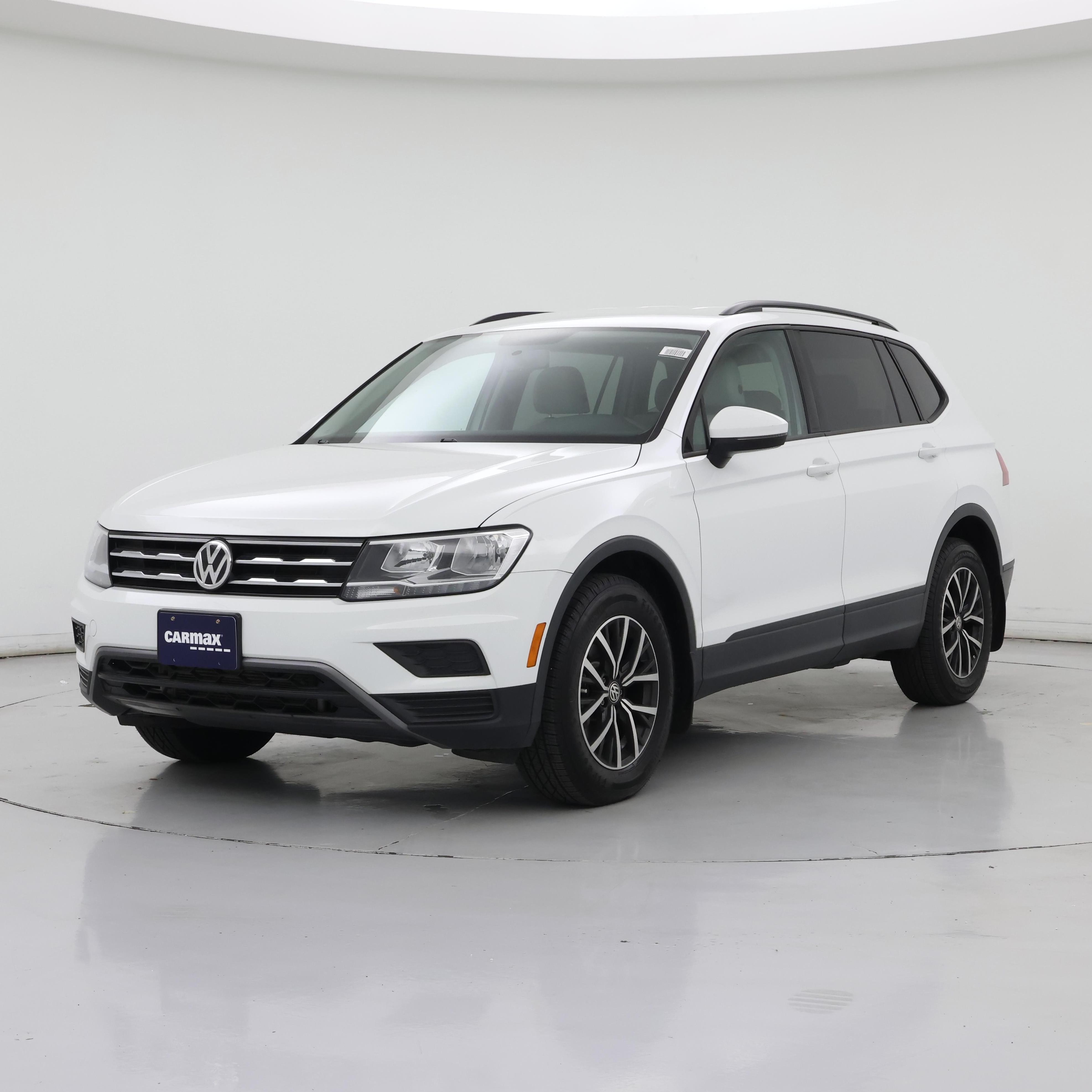 Thumbnail: 2021 Volkswagen Tiguan - 4