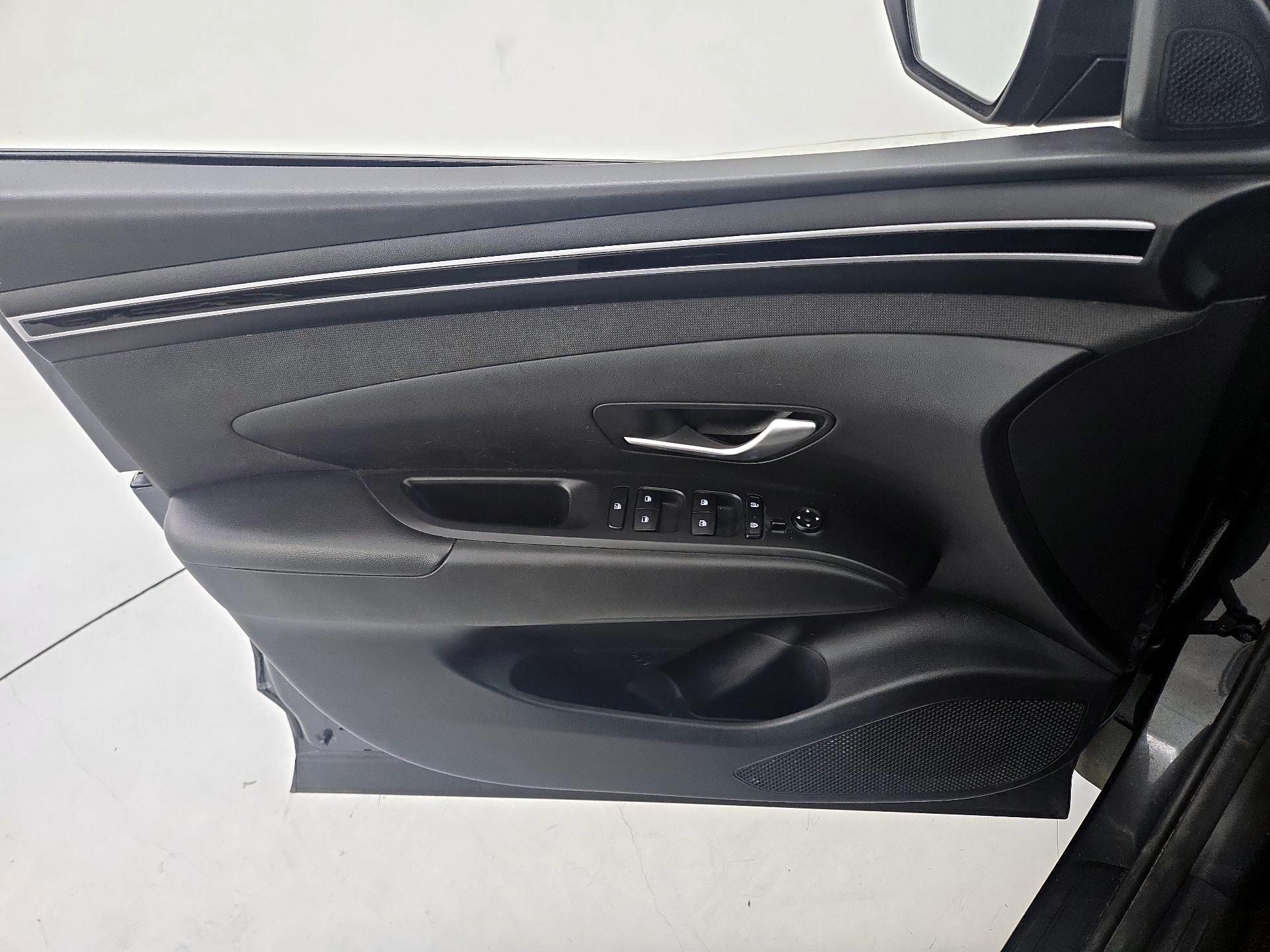 Thumbnail: 2023 Hyundai Tucson - 12