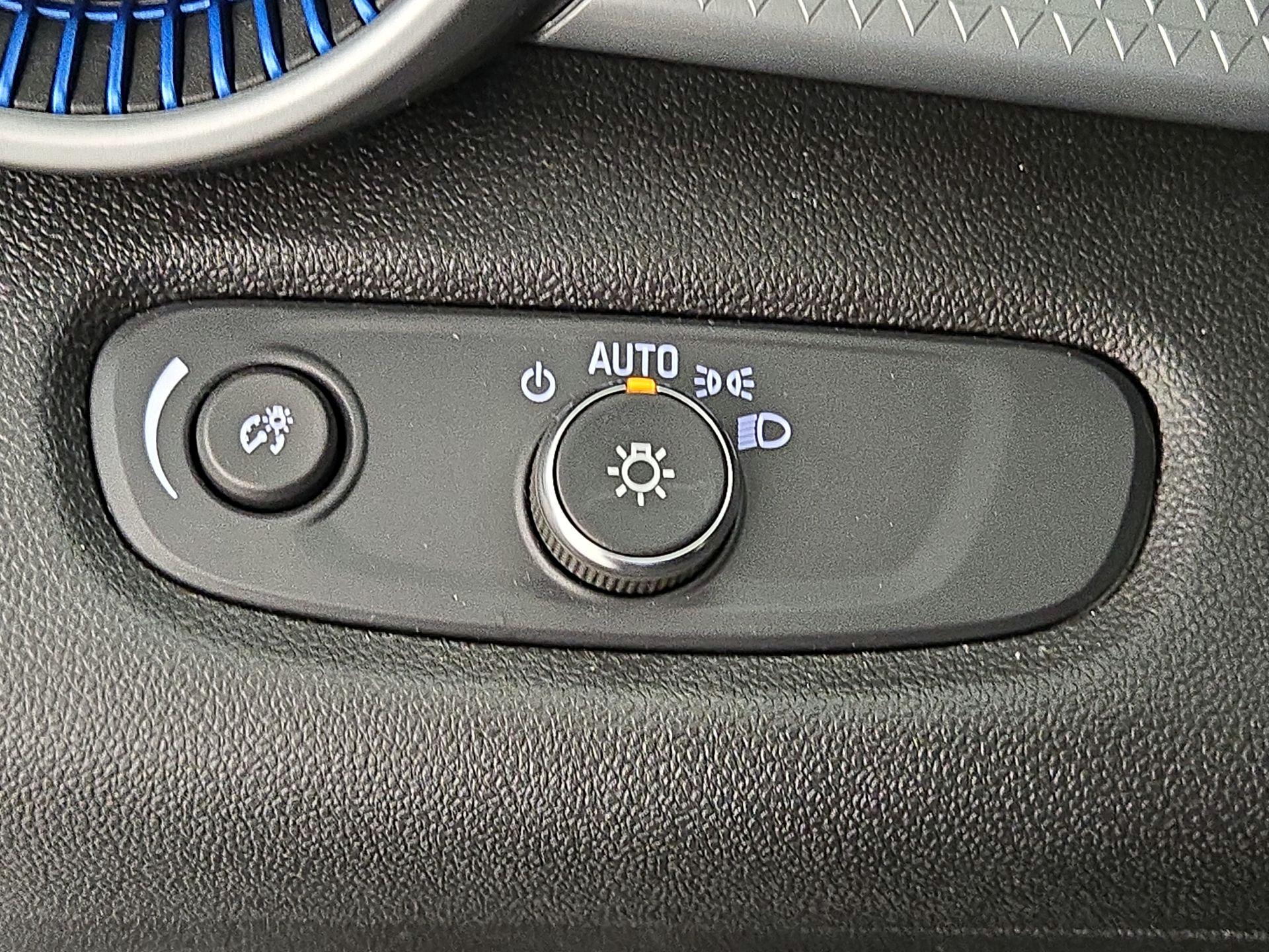 Thumbnail: 2025 Chevrolet Trax - 13