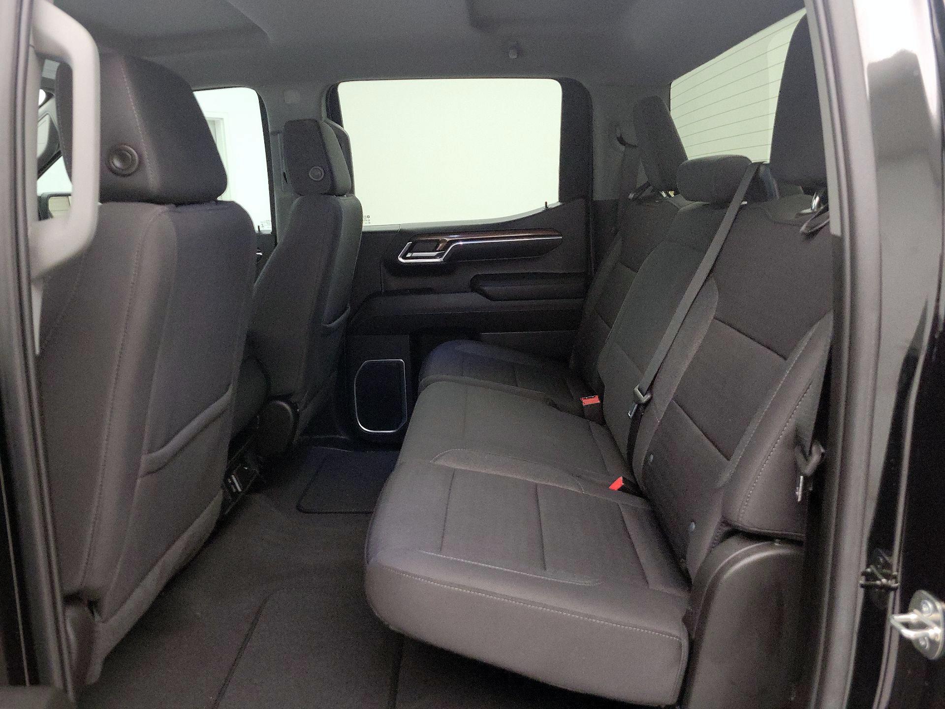 Thumbnail: 2023 Chevrolet Silverado 1500 - 20