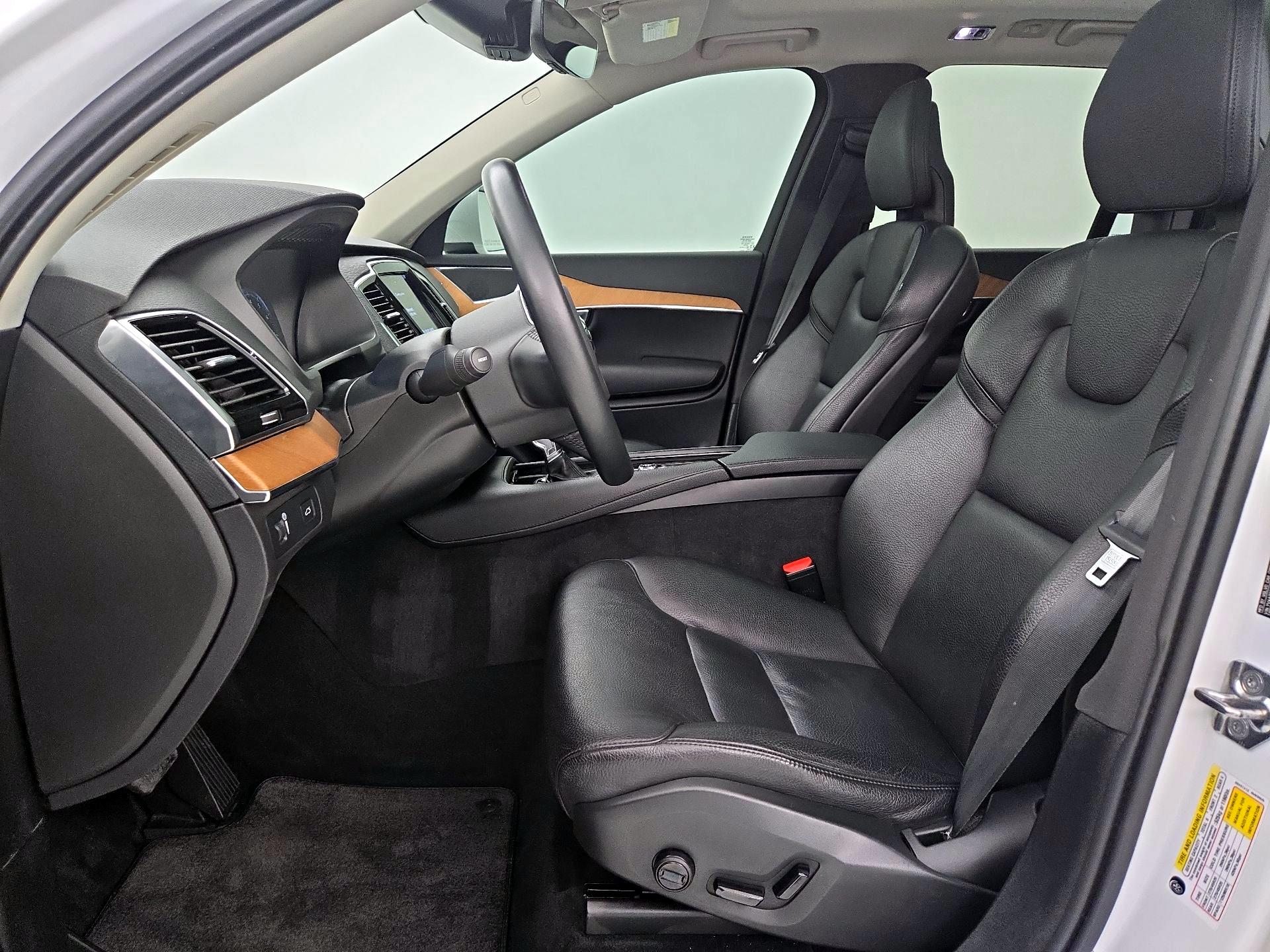 Thumbnail: 2022 Volvo XC90 - 11