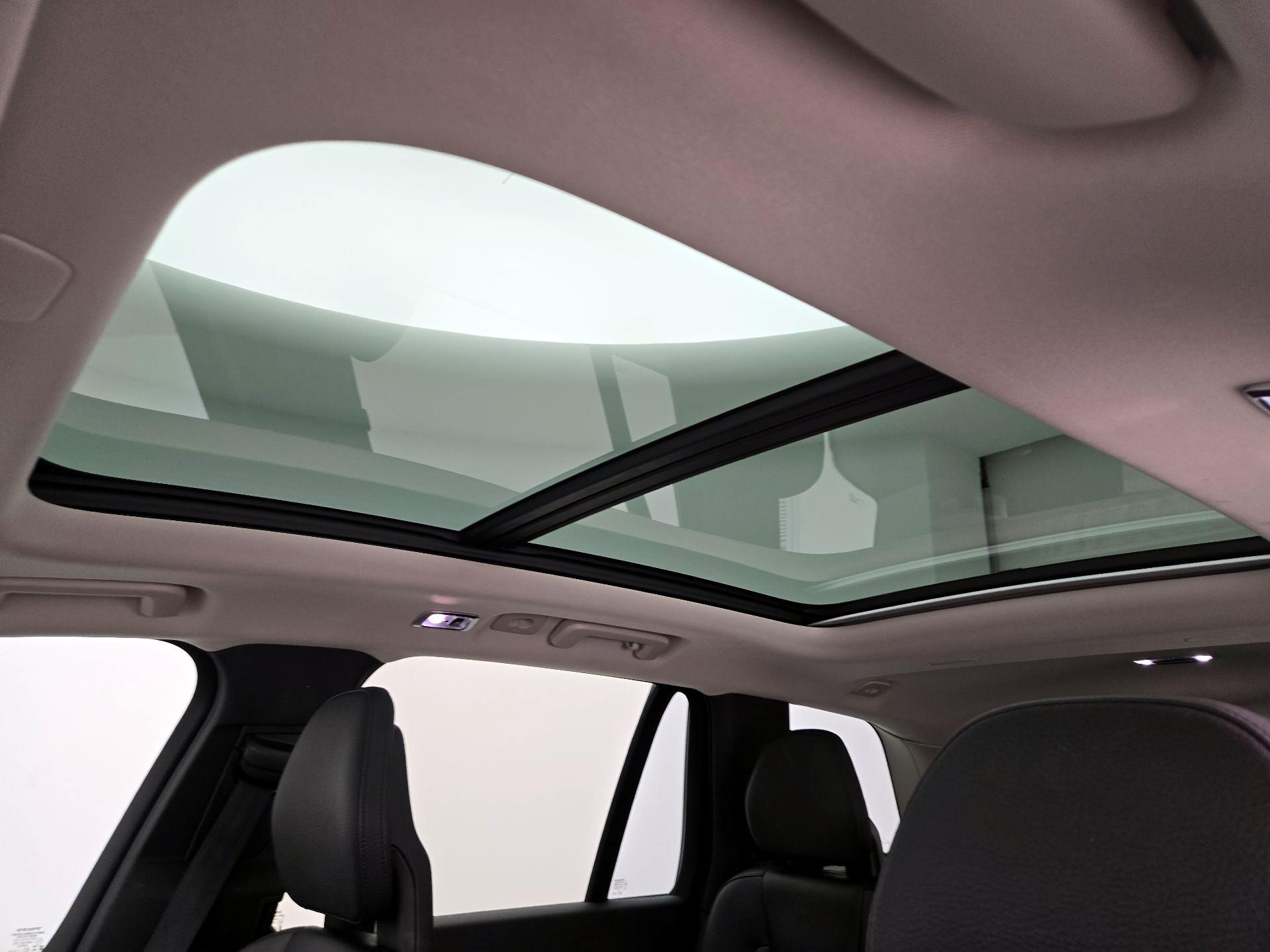 Thumbnail: 2022 Volvo XC90 - 19