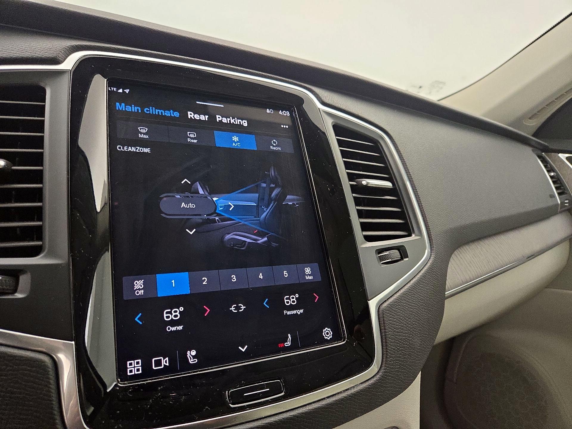 Thumbnail: 2023 Volvo XC90 - 17