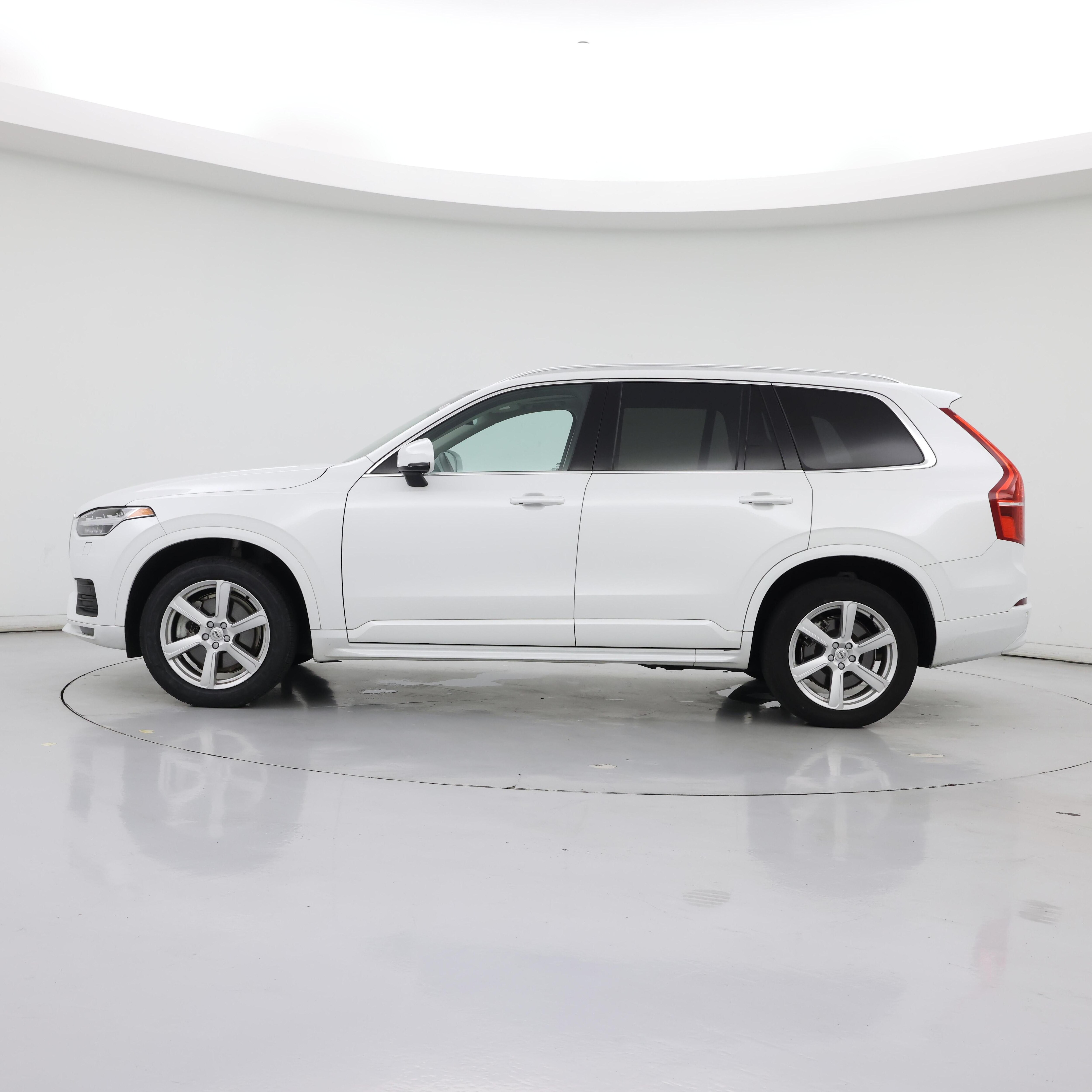 Thumbnail: 2023 Volvo XC90 - 3