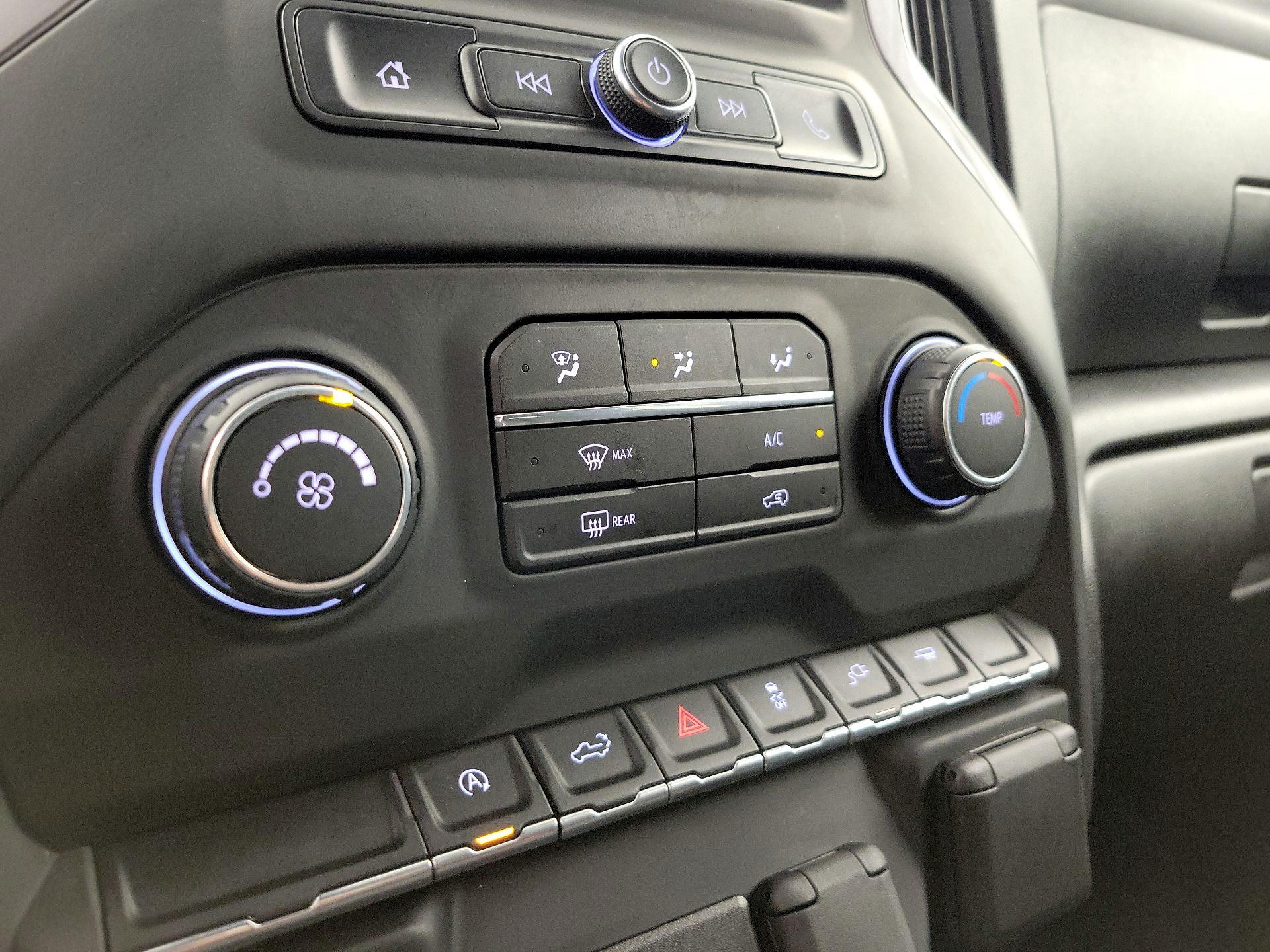 Thumbnail: 2020 Chevrolet Silverado 1500 - 16