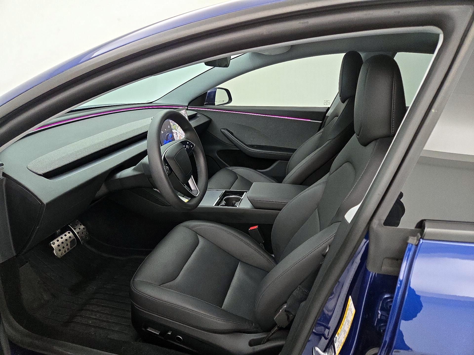 Thumbnail: 2025 Tesla Model 3 - 11