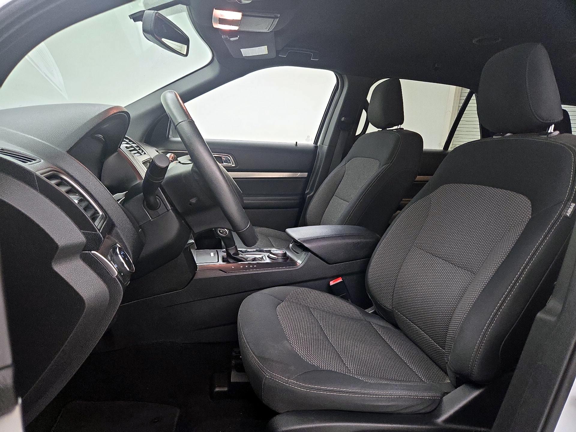 Thumbnail: 2019 Ford Explorer - 11