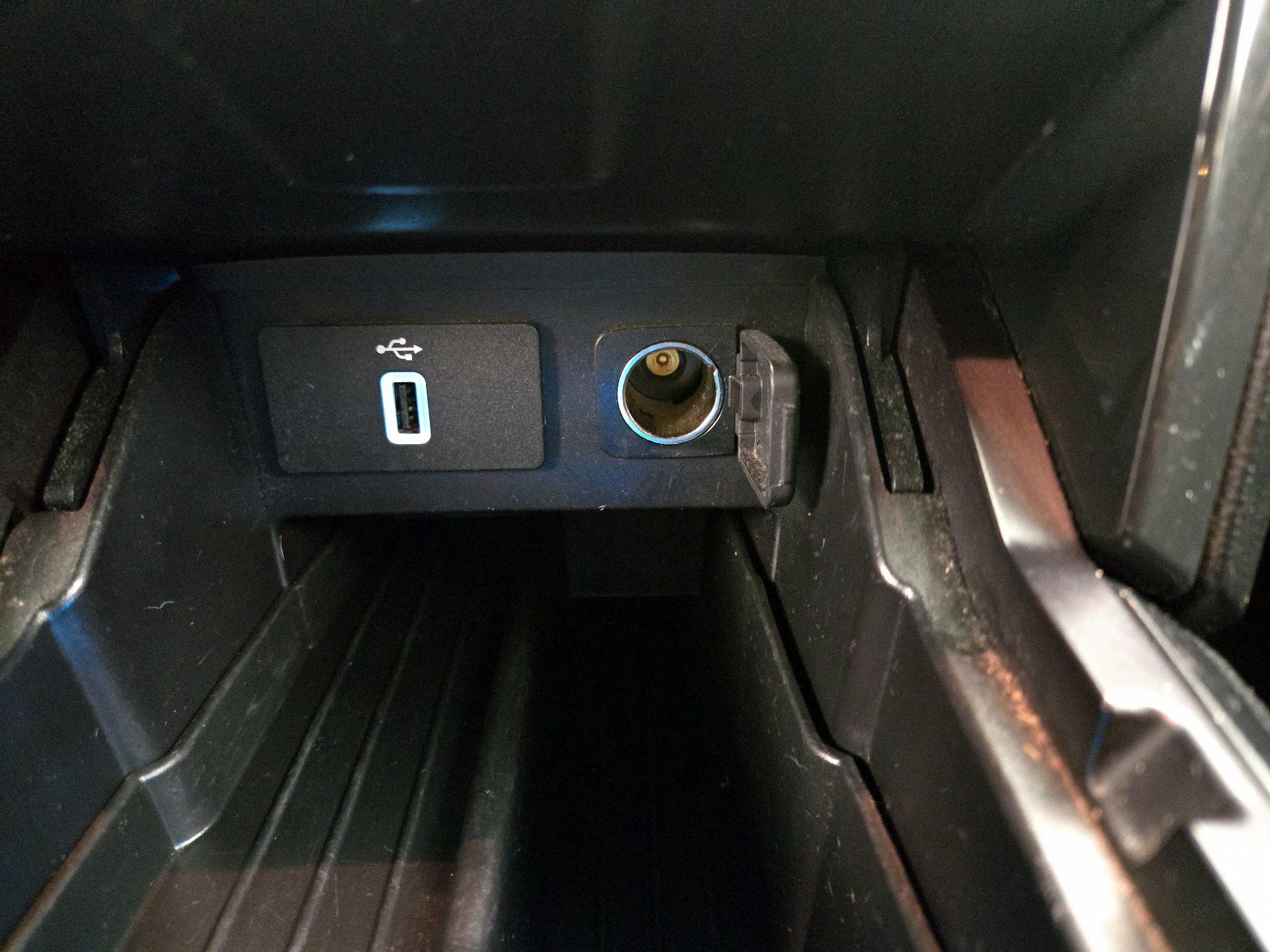 Thumbnail: 2019 Ford Explorer - 18