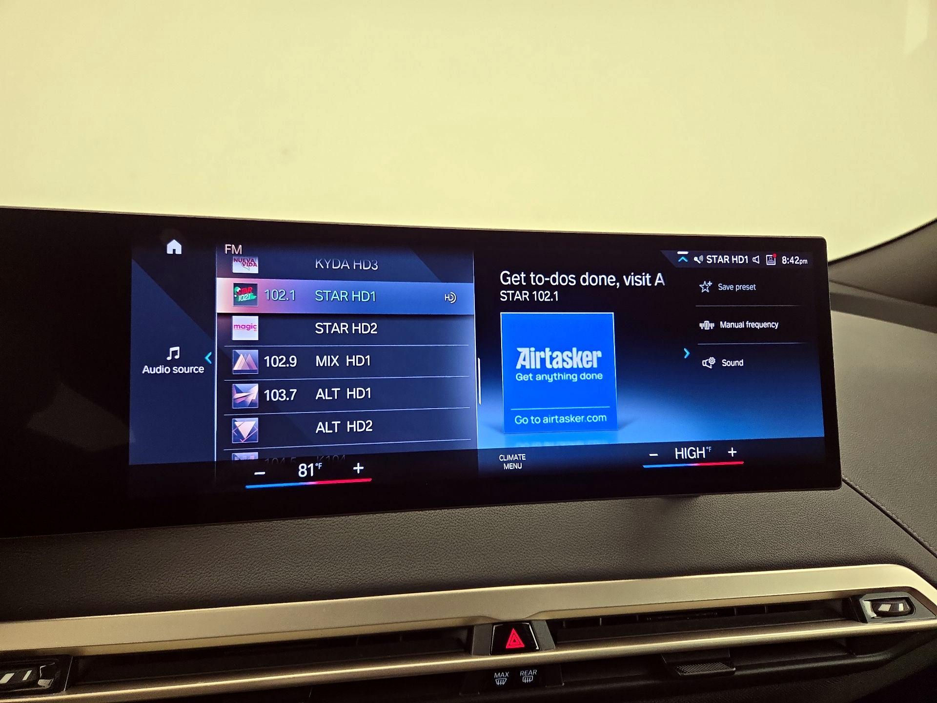 Thumbnail: 2023 BMW iX - 16